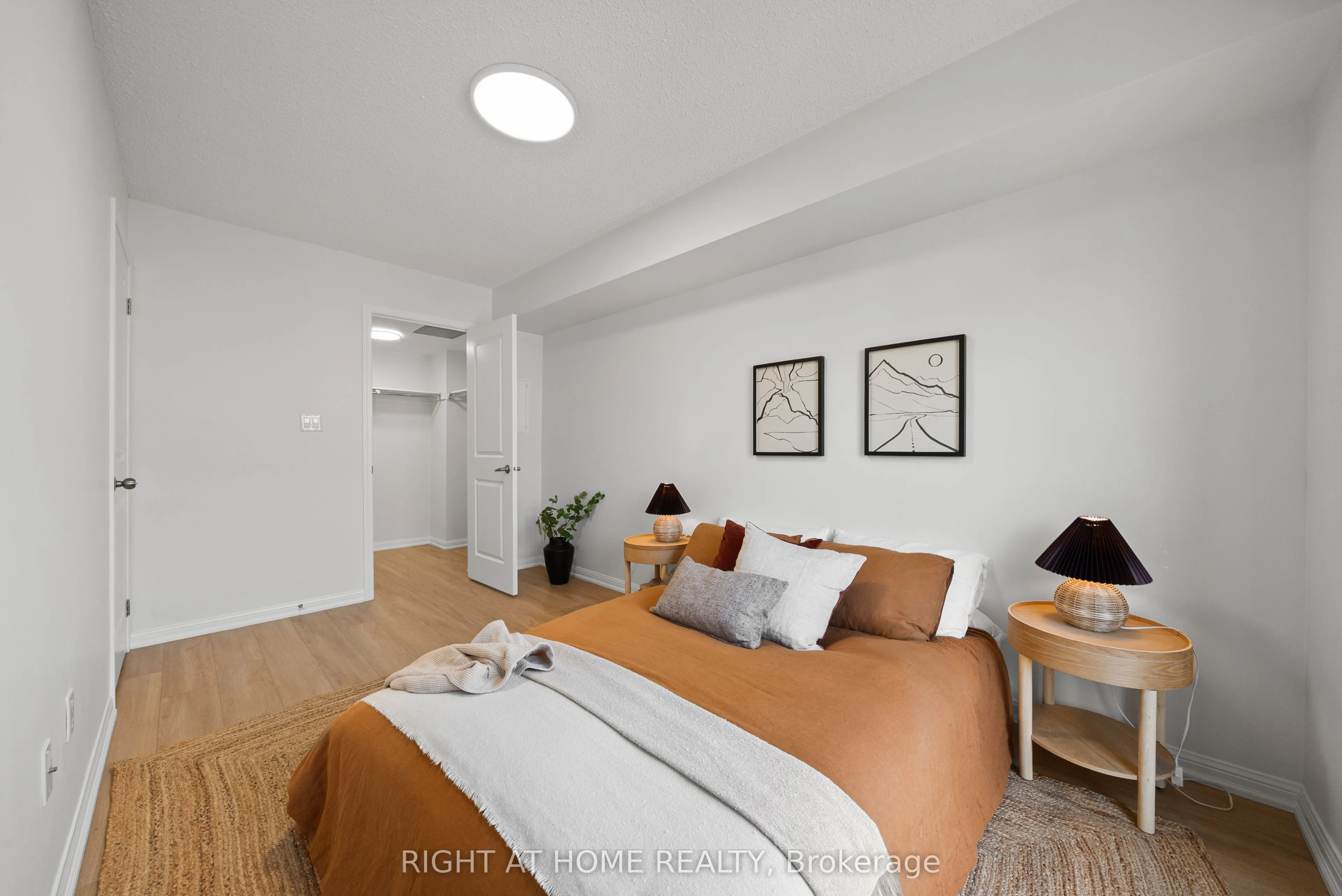 11 Foundry Avenue, #229