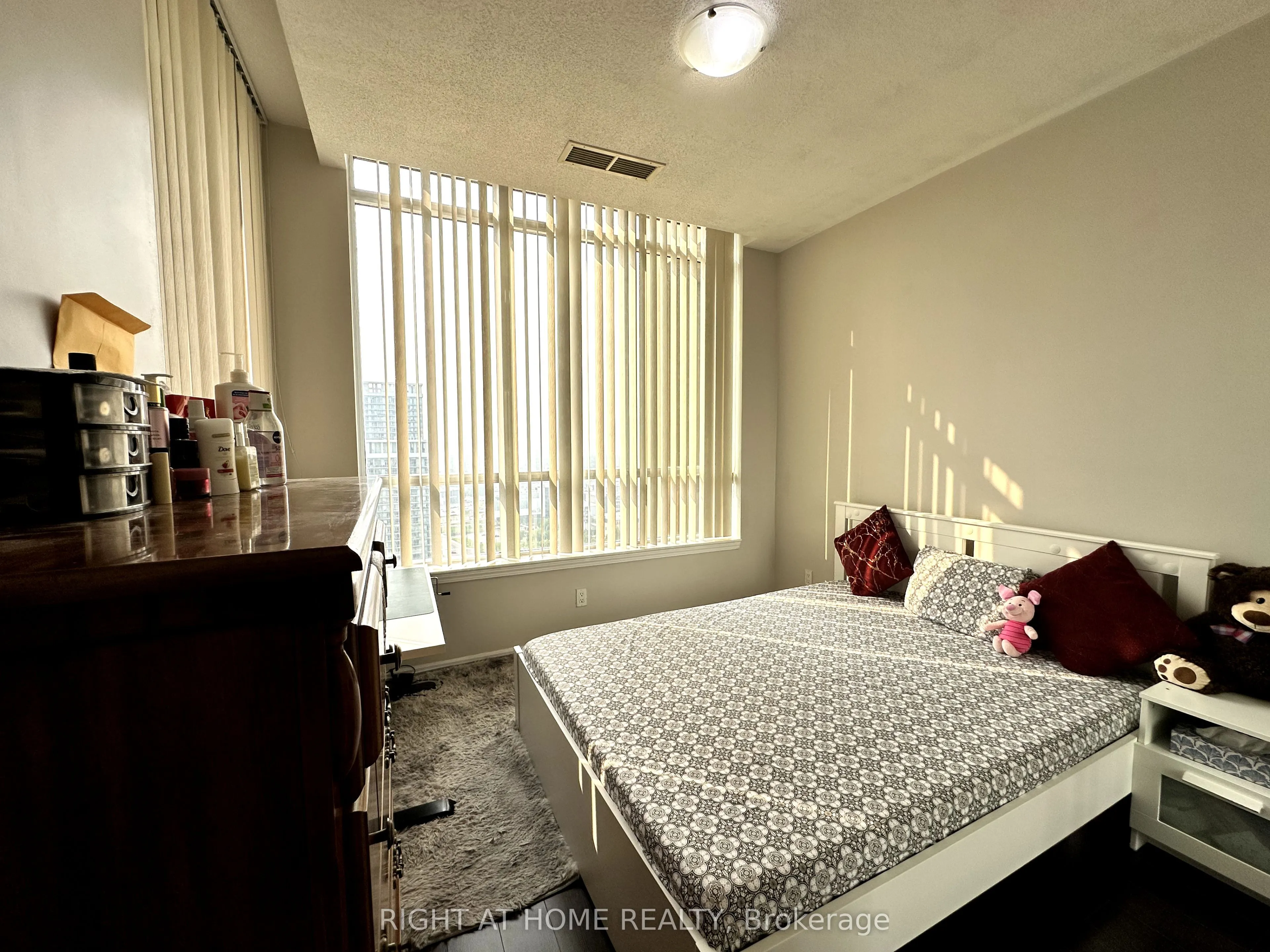4090 Living Arts Drive #2906