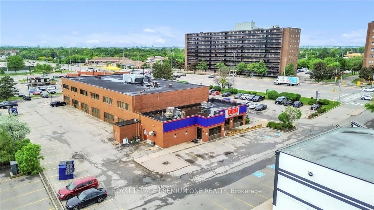 3530 Derry Road E, #102