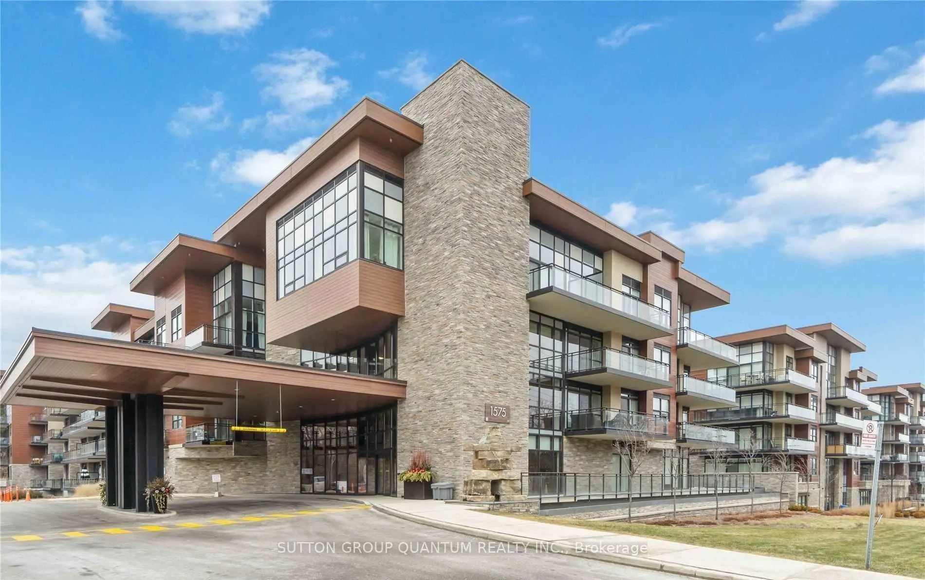 1575 Lakeshore Road W, #269