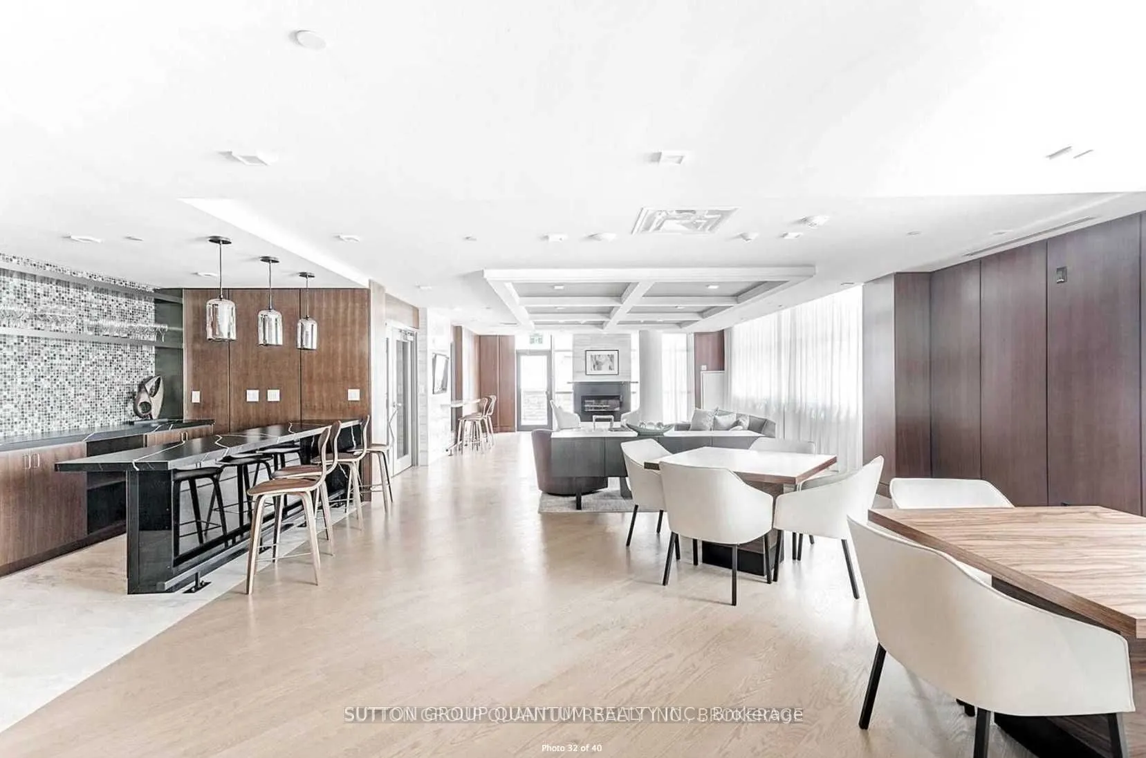 1575 Lakeshore Road W, #269