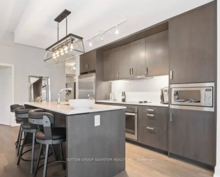 1575 Lakeshore Road W, #269