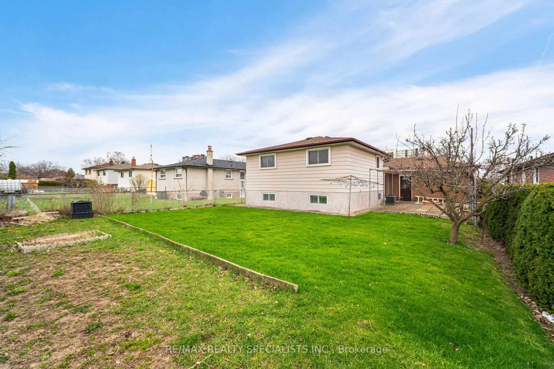523 Silver Creek Boulevard