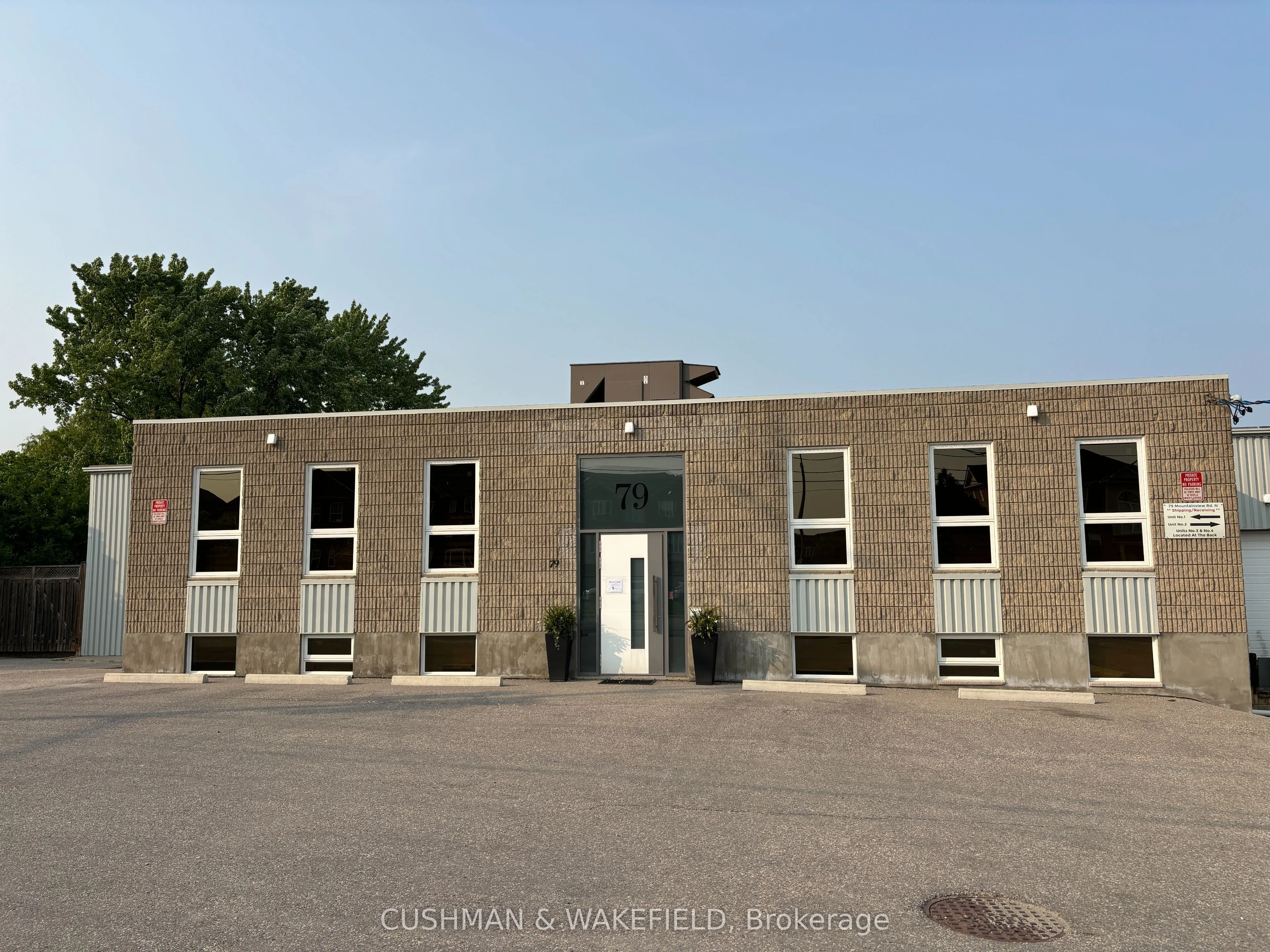 79 Mountainview Road N, #1