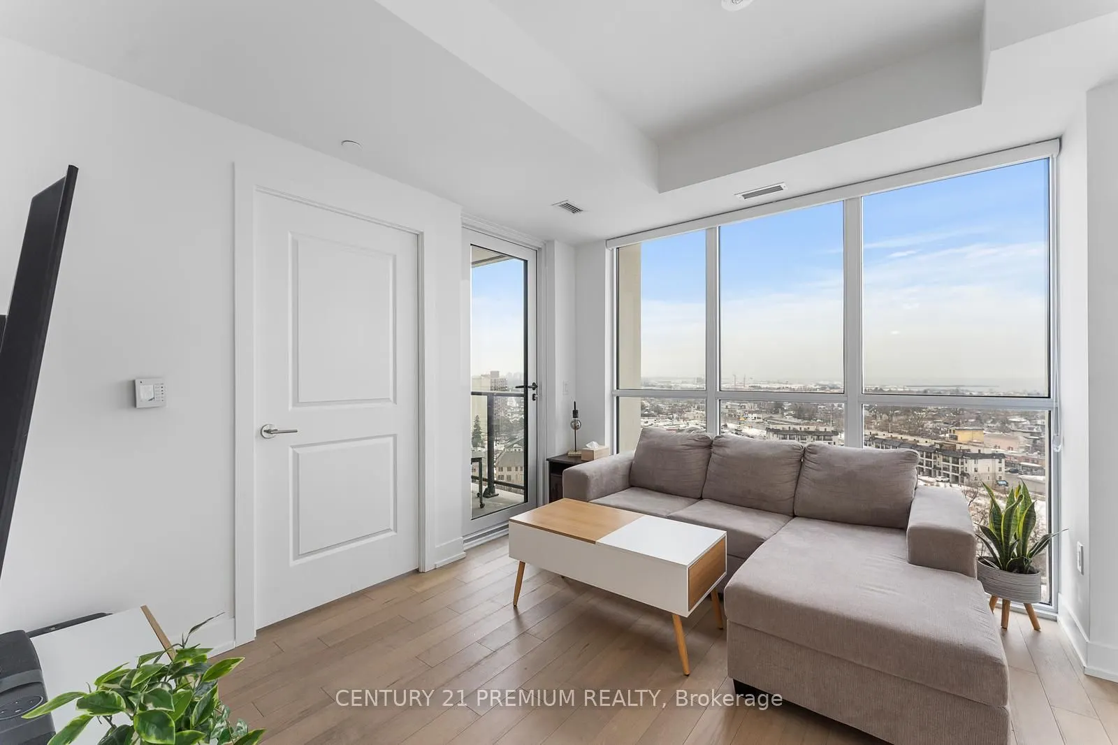 1063 Douglas Mccurdy Comm Circle, #1204