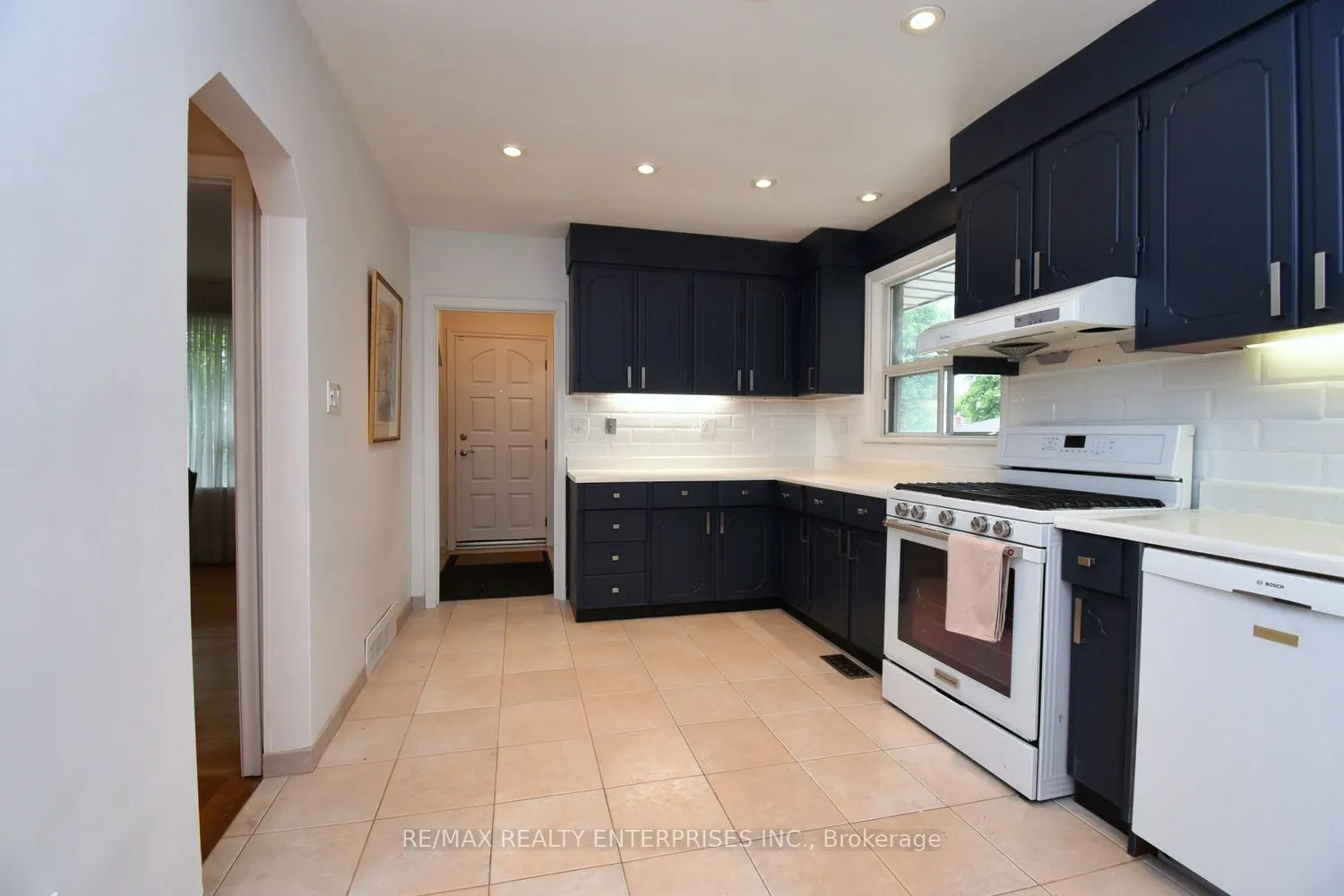 14 Jellicoe Avenue