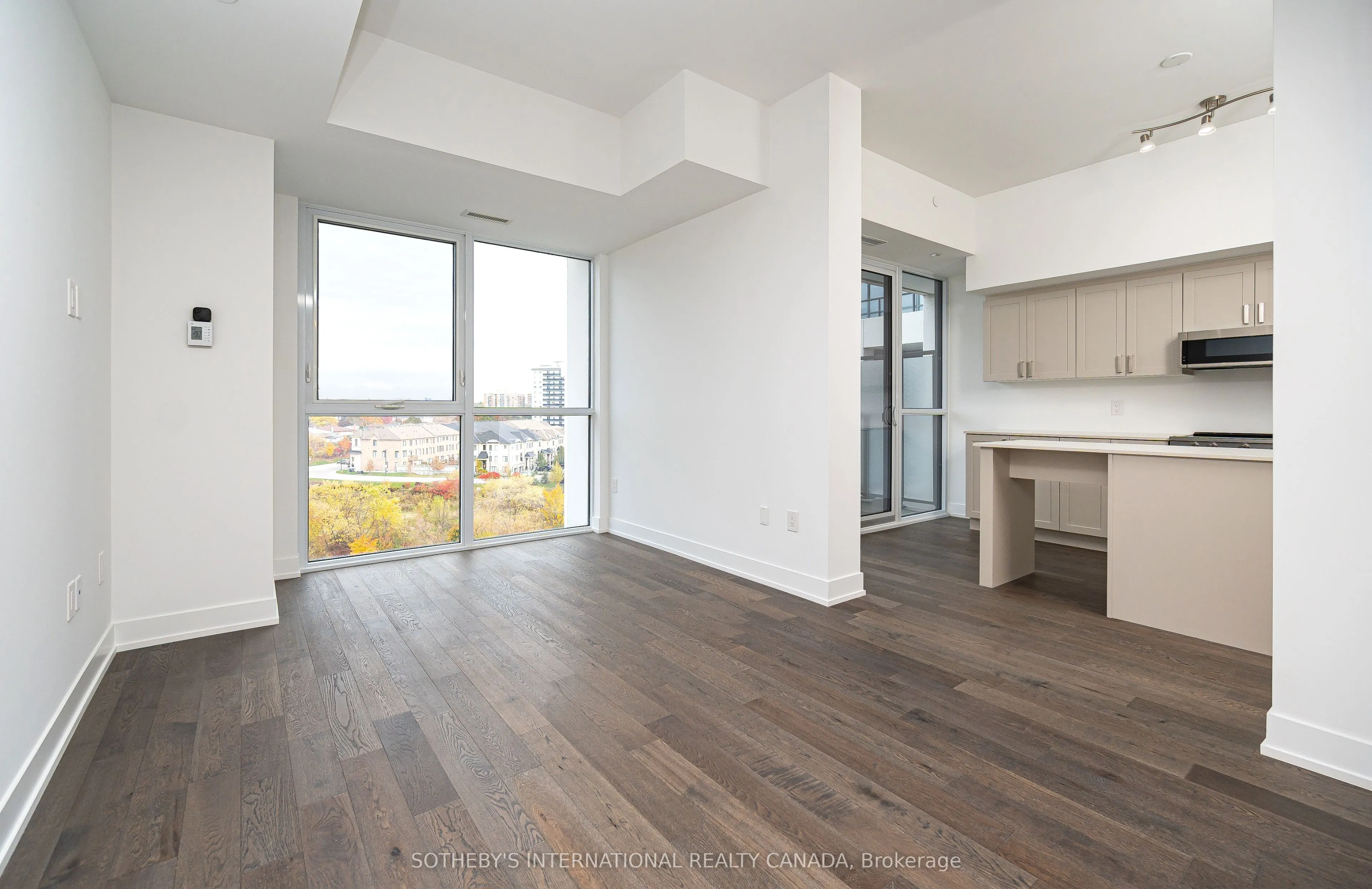 1063 Douglas McCurdy Common, #614