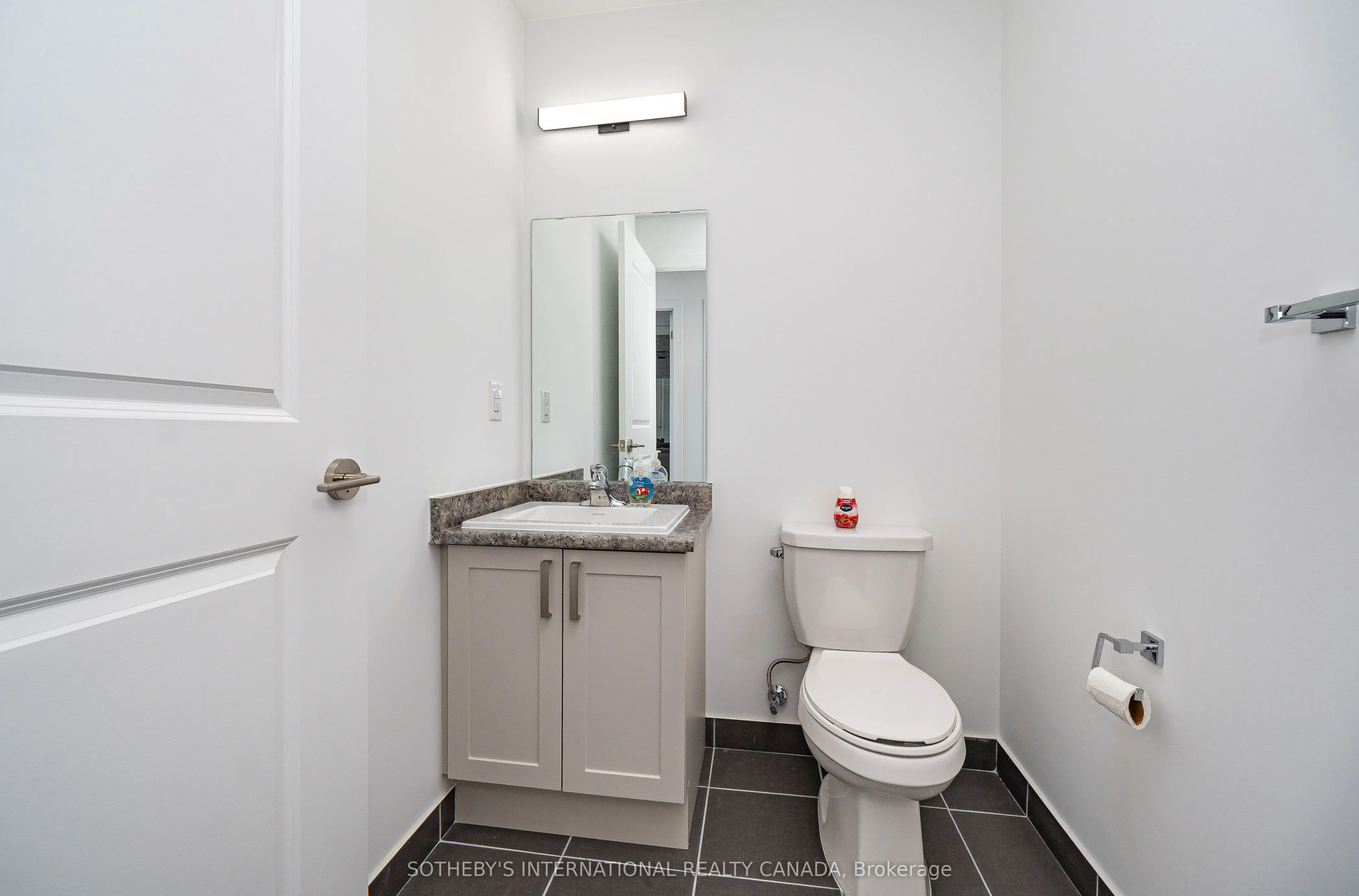 1063 Douglas McCurdy Common, #614
