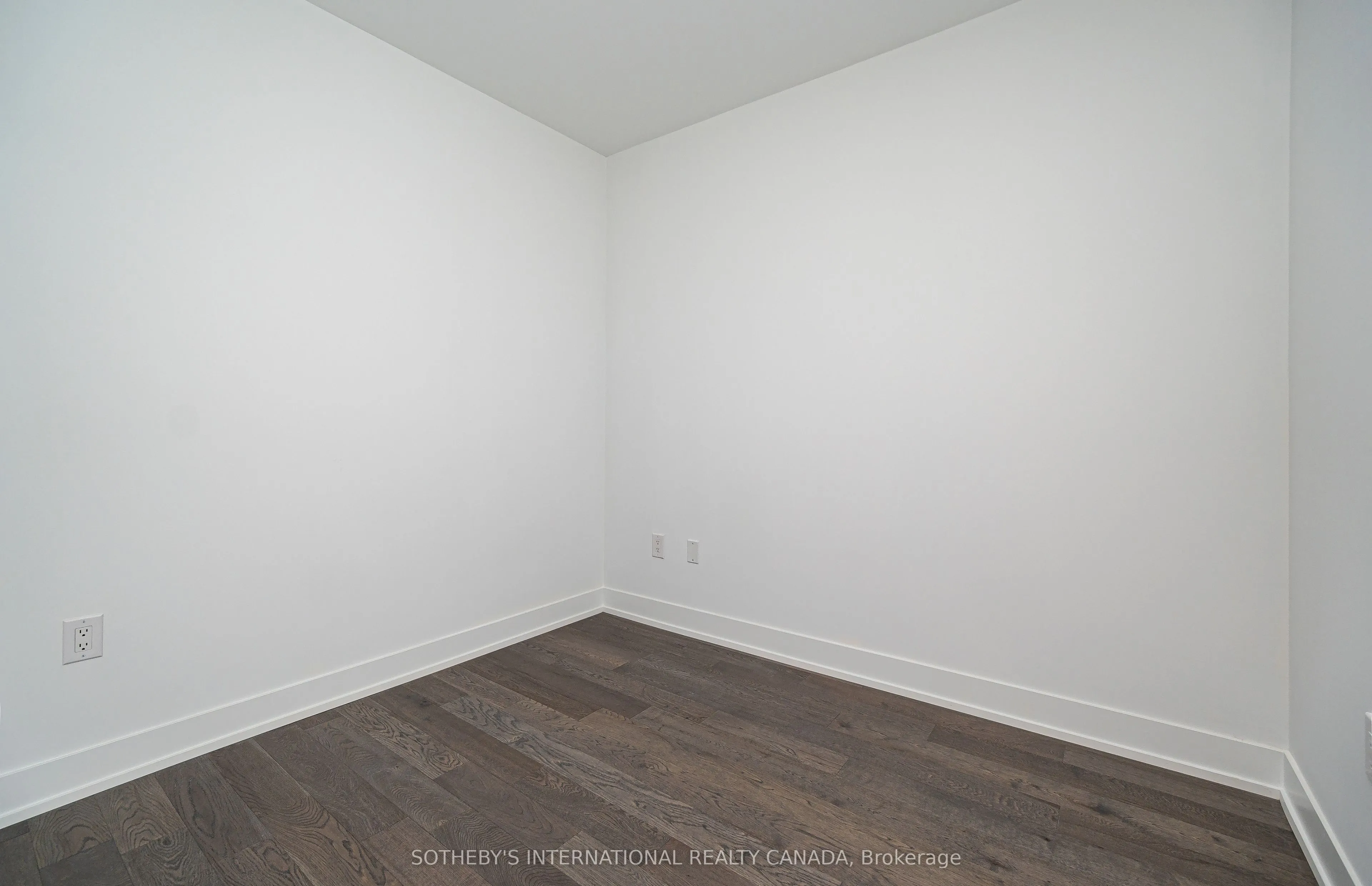 1063 Douglas McCurdy Common, #614
