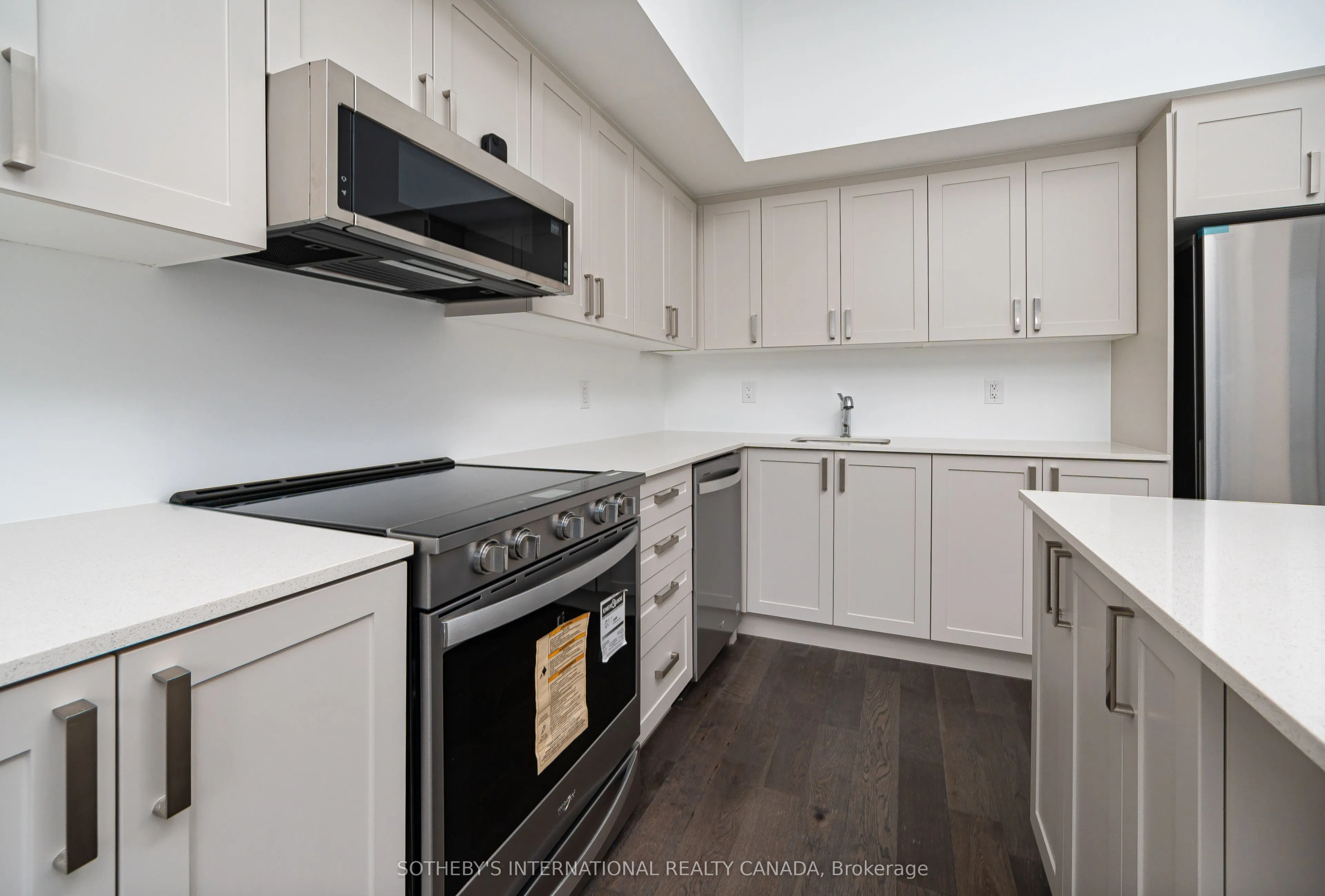 1063 Douglas McCurdy Common, #614