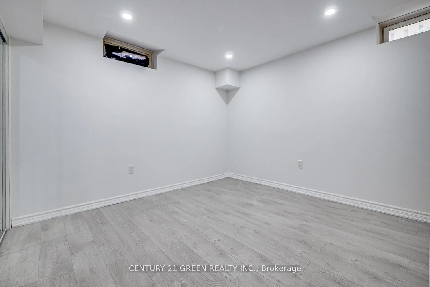 255 Fasken Court