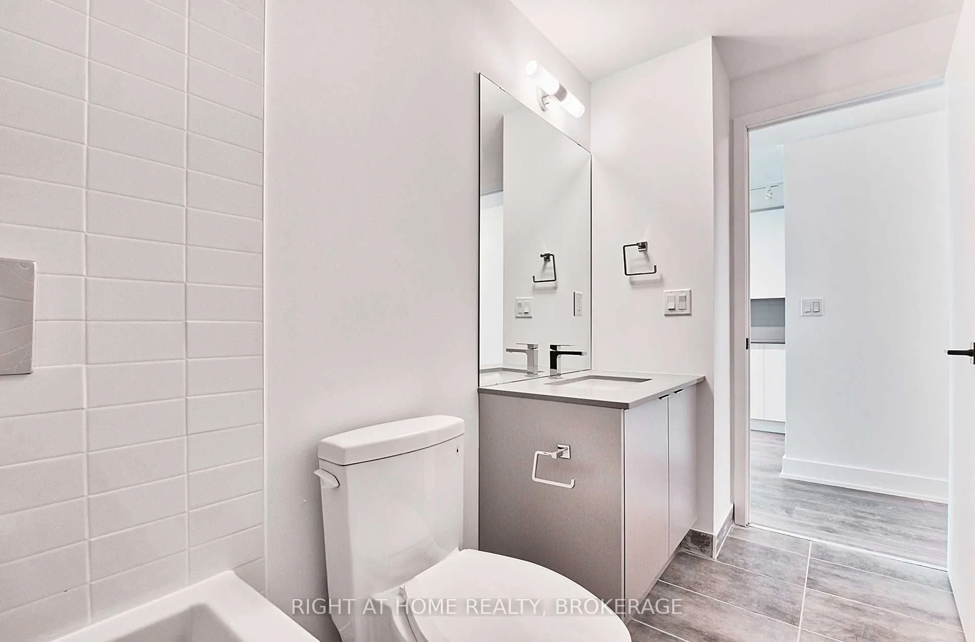 2481 Taunton Road, #467