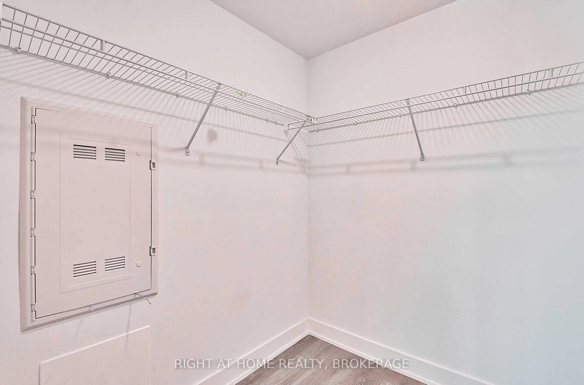 2481 Taunton Road, #467