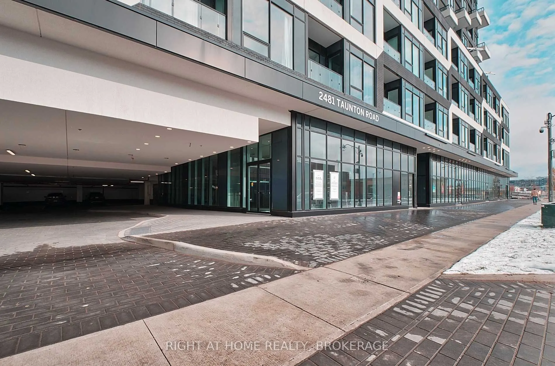 2481 Taunton Road, #467