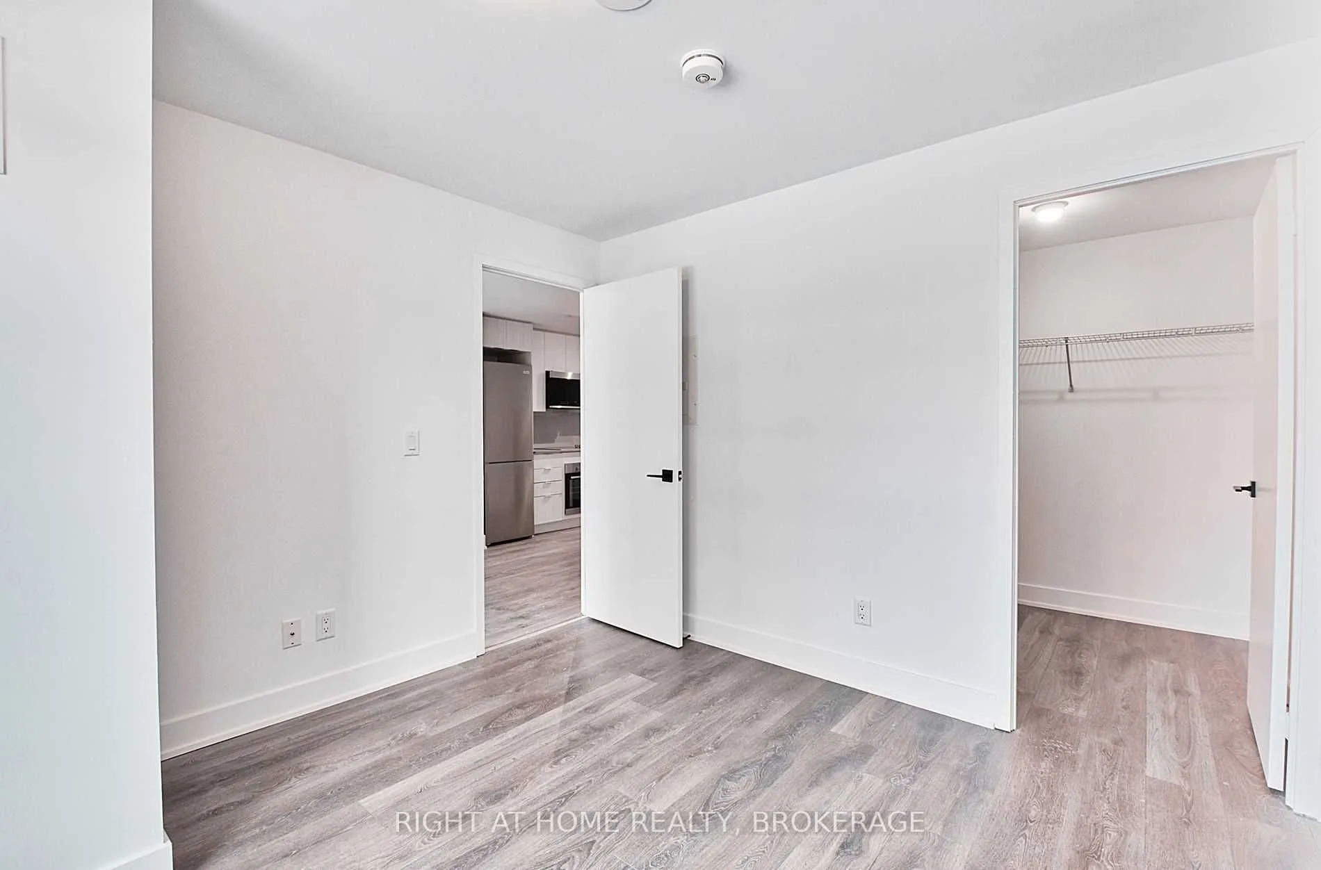 2481 Taunton Road, #467