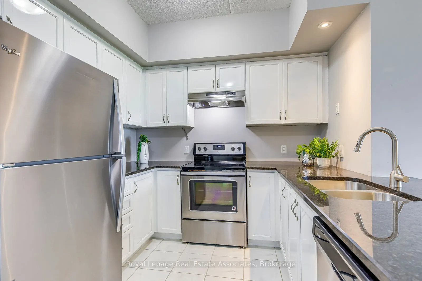 630 Sauve Street, #309