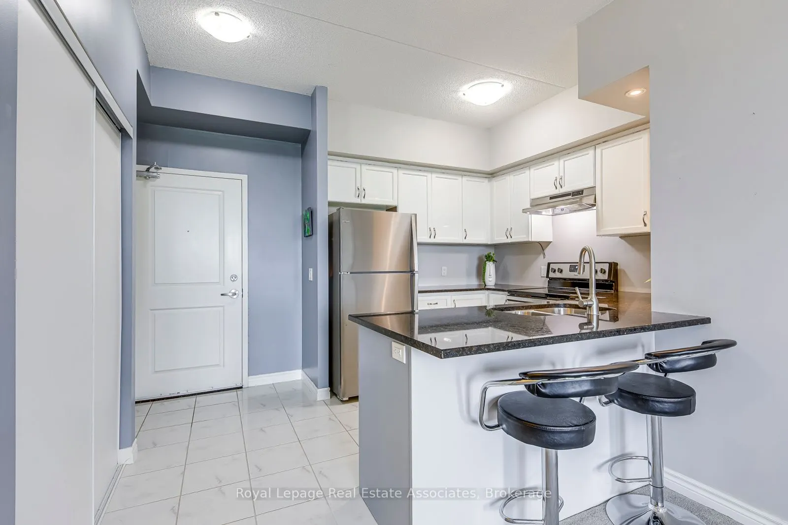 630 Sauve Street, #309