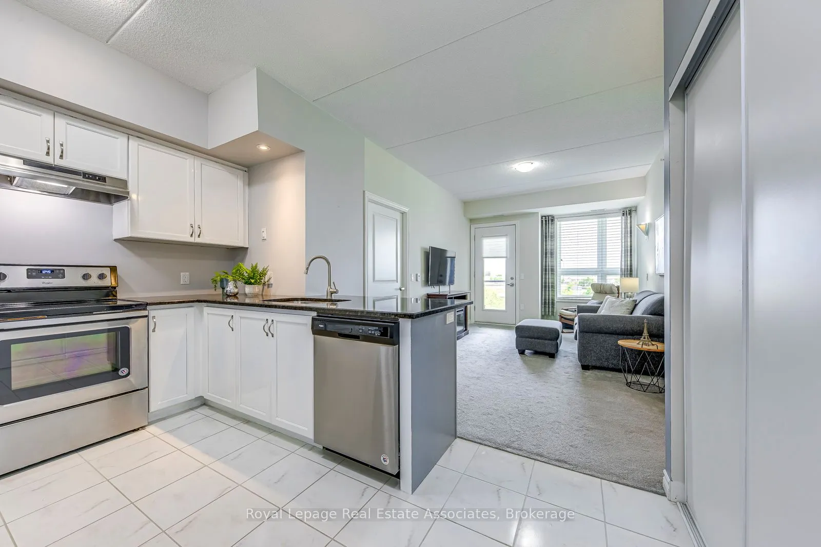 630 Sauve Street, #309