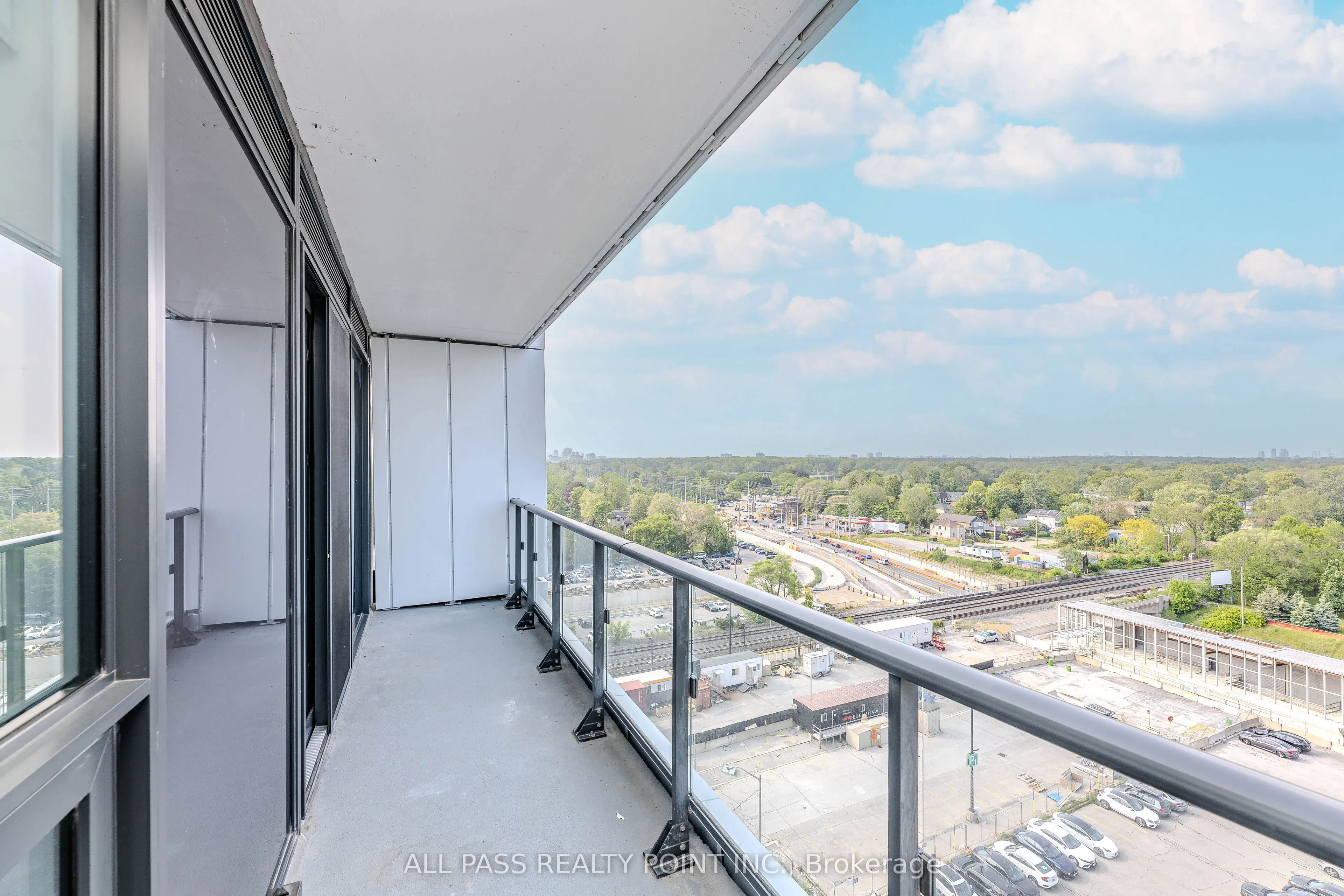 28 Ann Street, #1018
