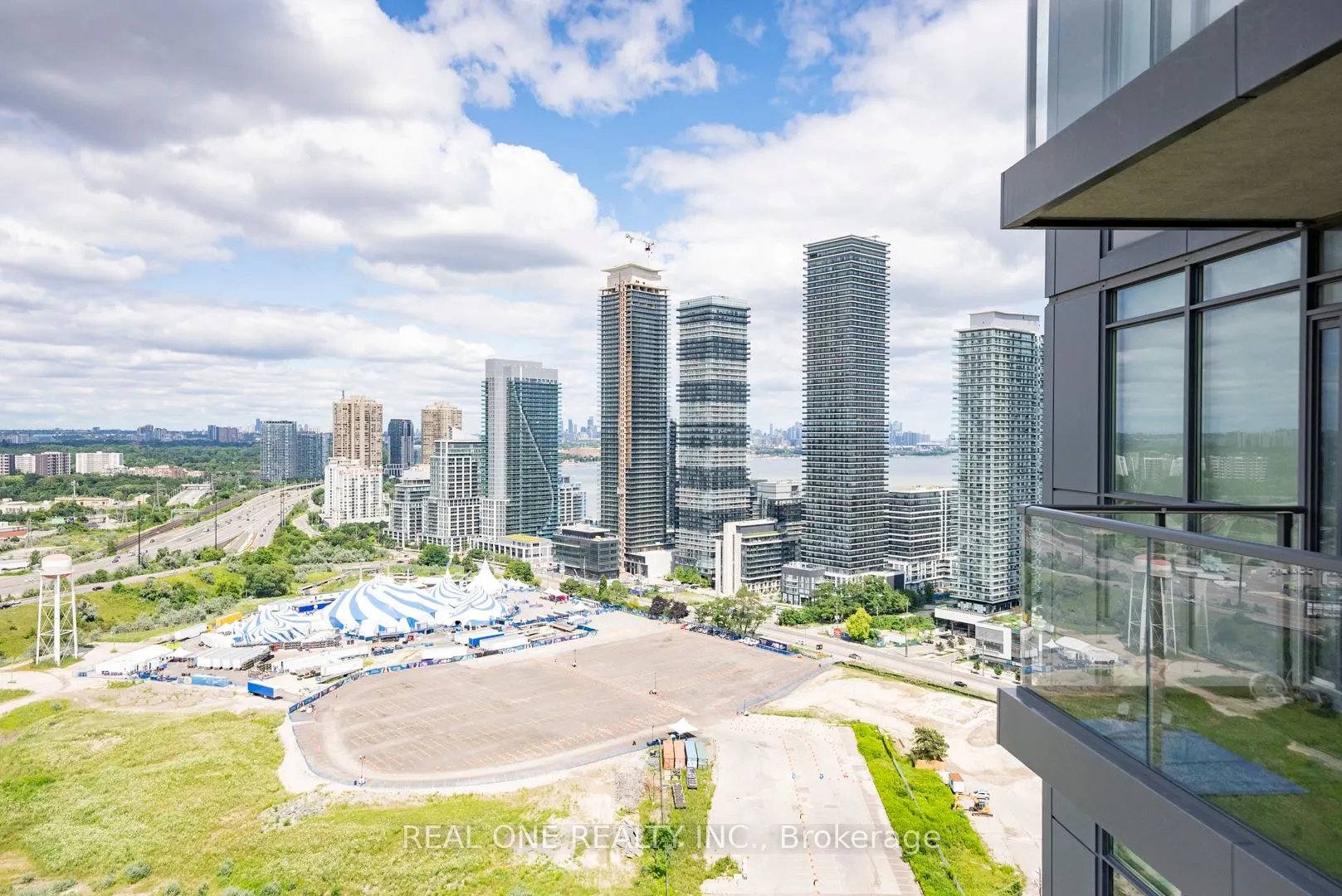 36 Park Lawn Road, #2708