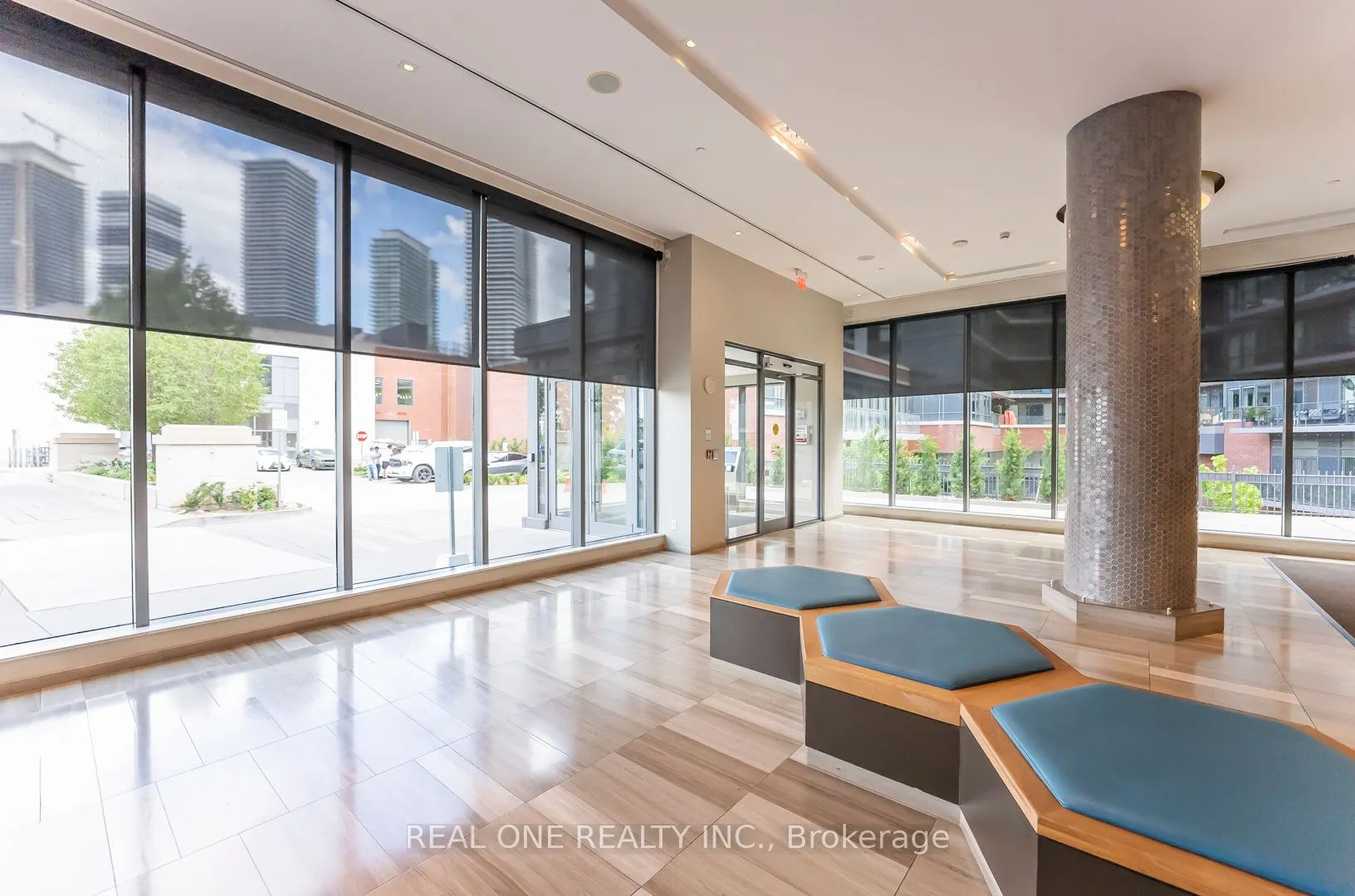36 Park Lawn Road, #2708