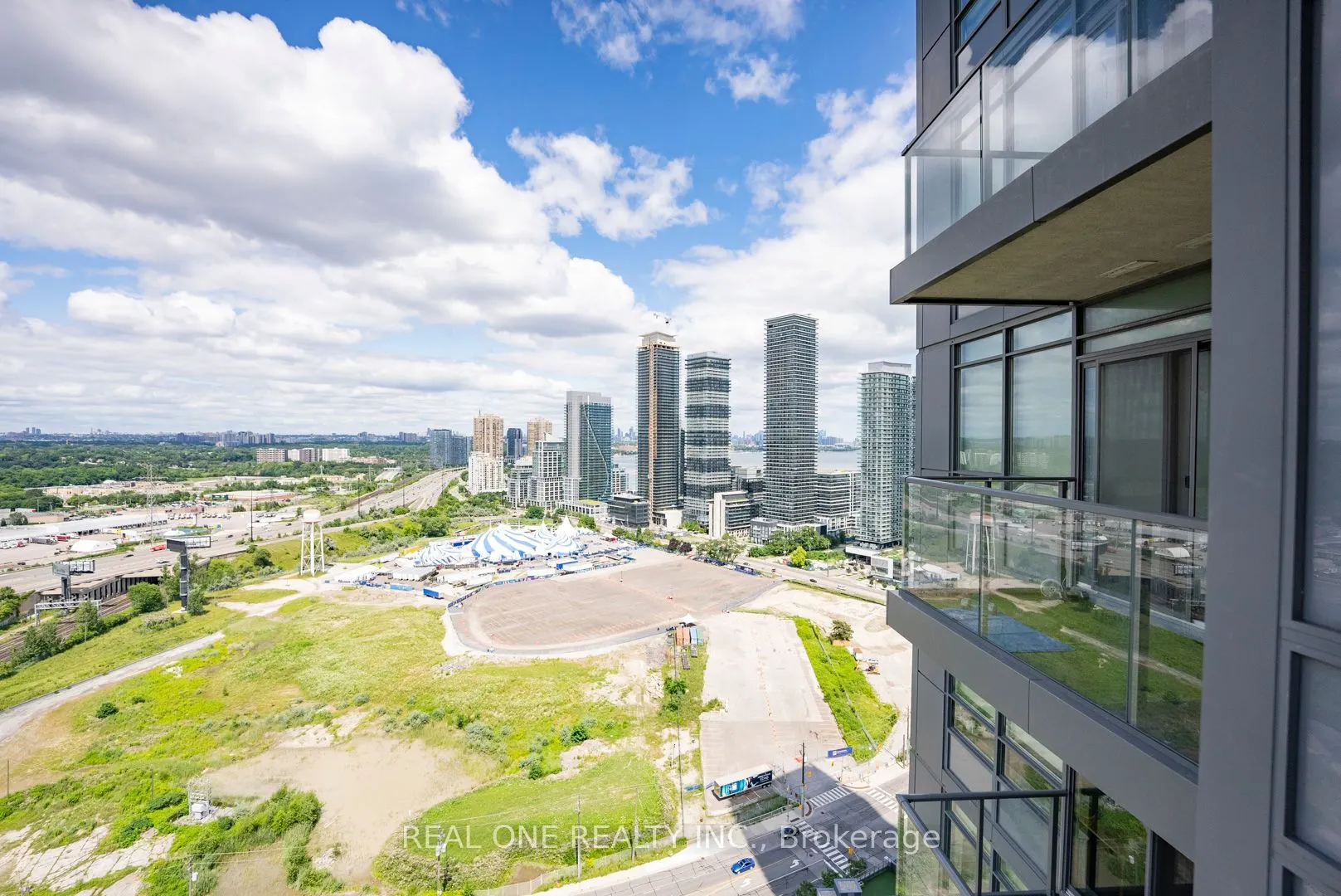 36 Park Lawn Road, #2708