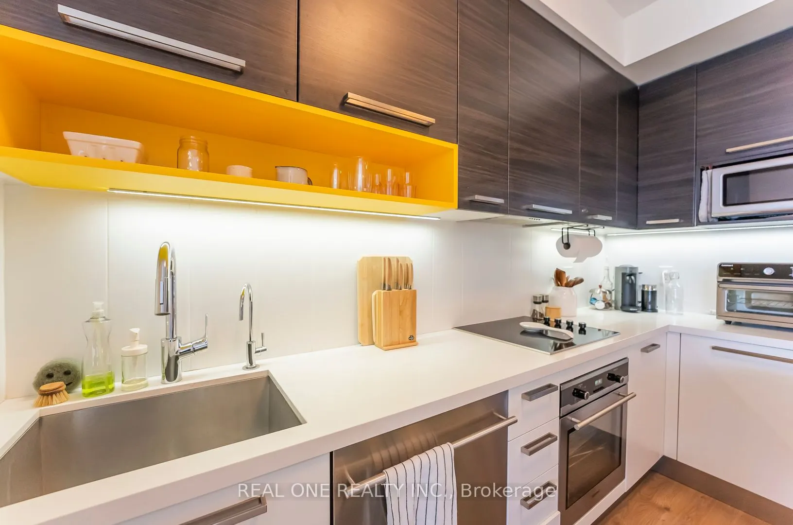 36 Park Lawn Road, #2708