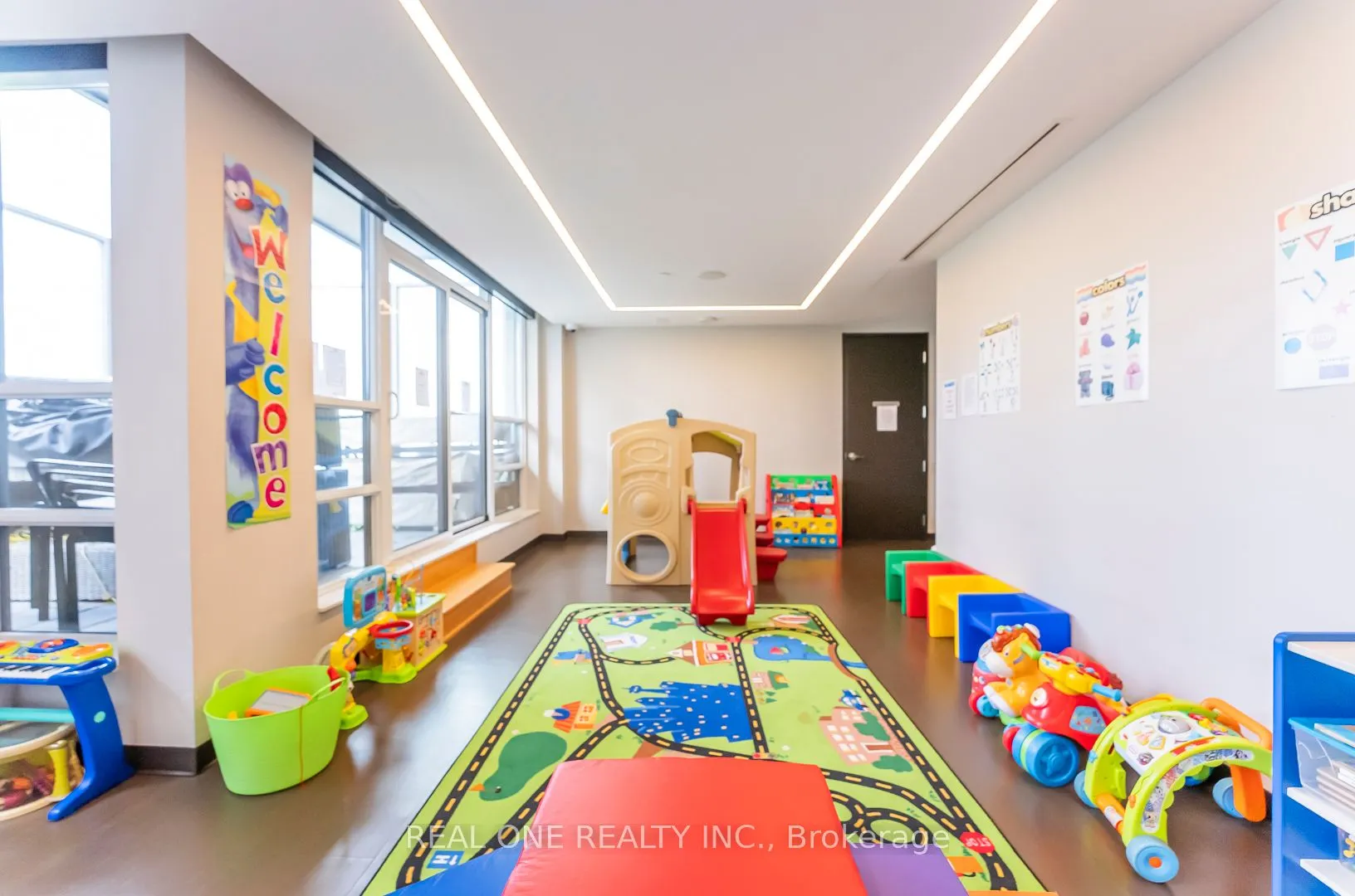 36 Park Lawn Road, #2708