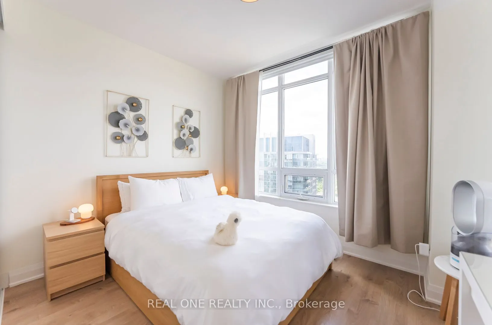 36 Park Lawn Road, #2708