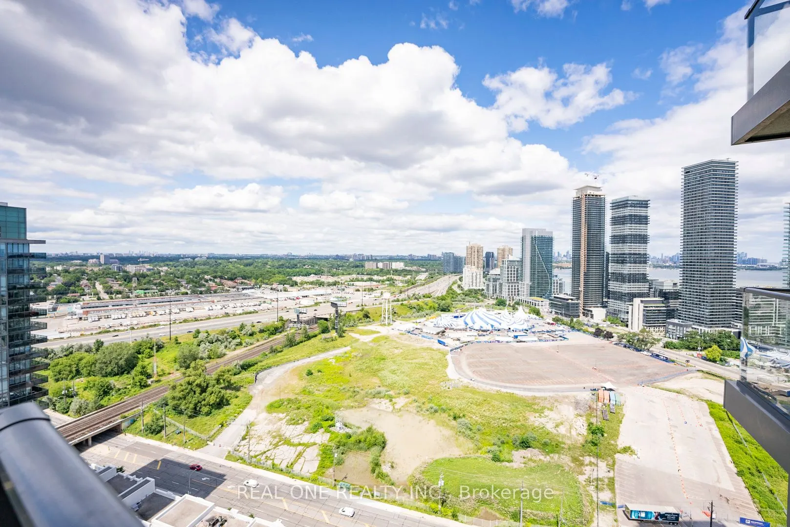 36 Park Lawn Road, #2708