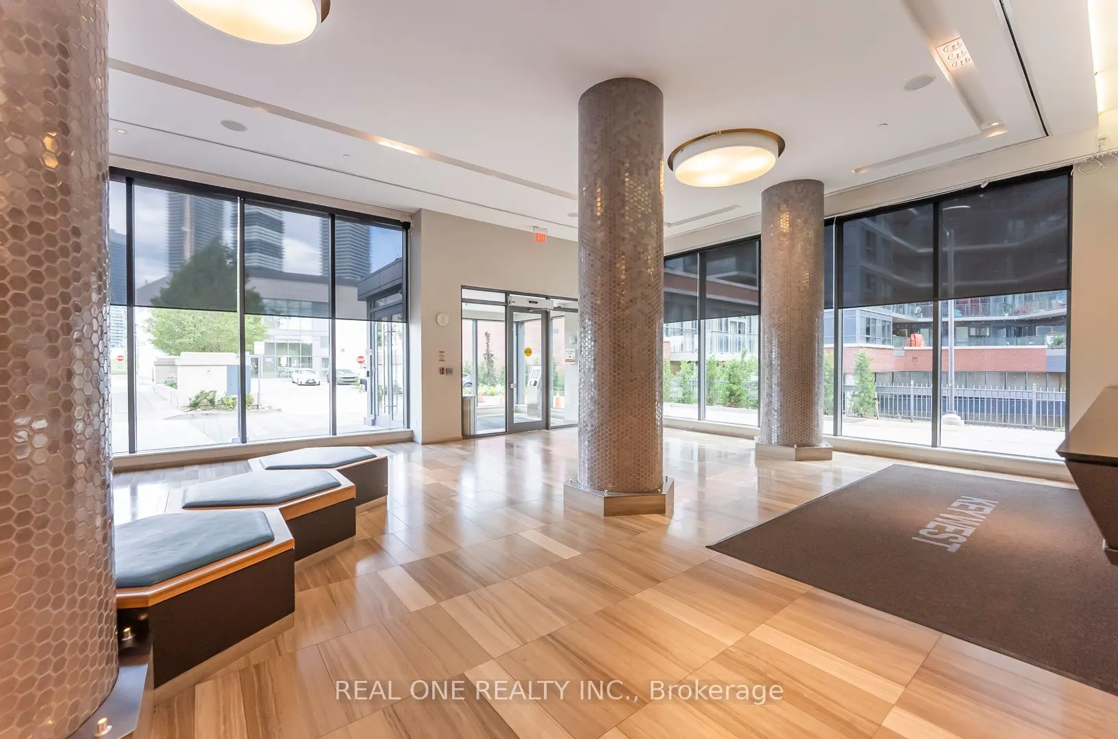36 Park Lawn Road, #2708