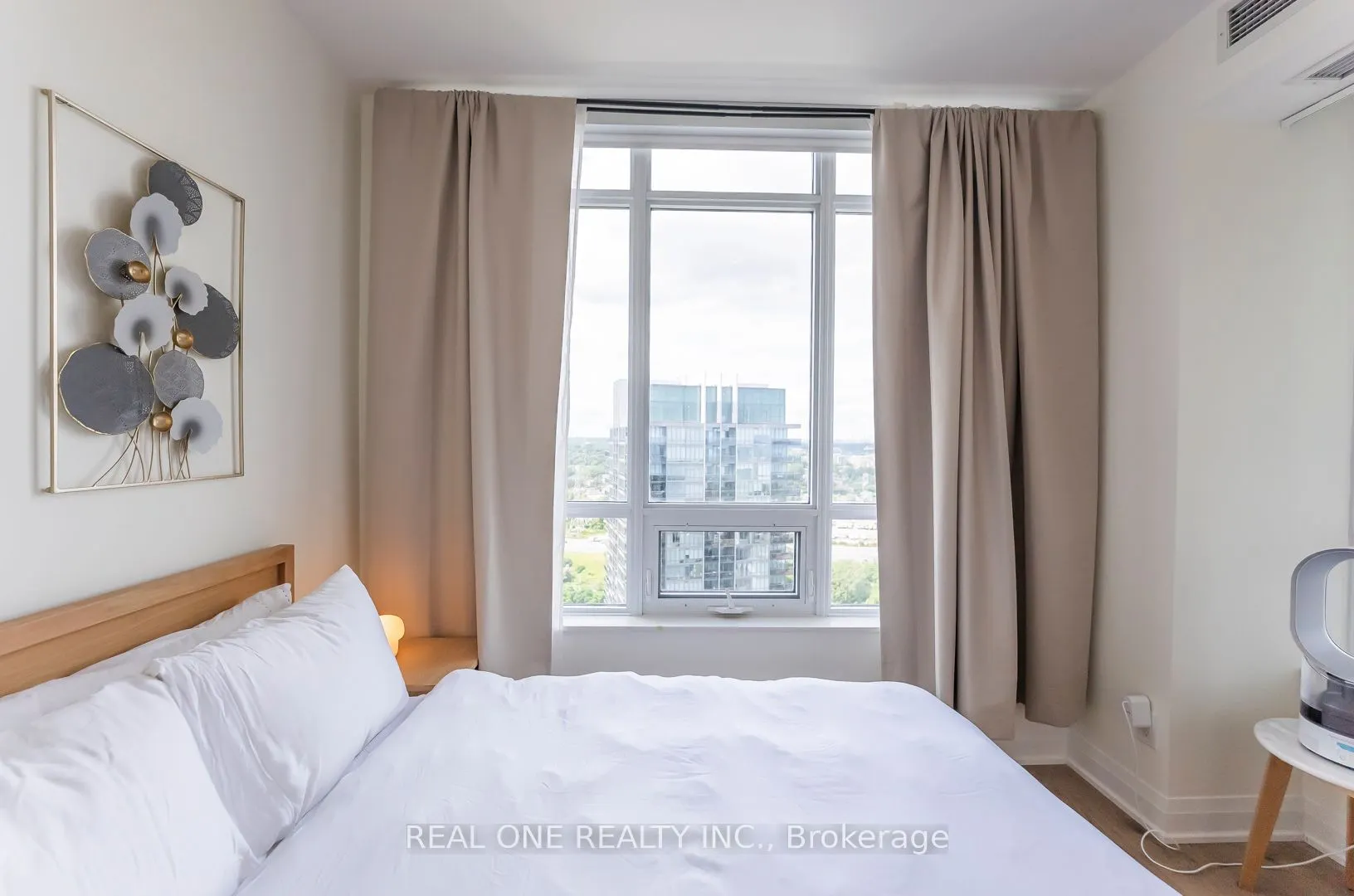 36 Park Lawn Road, #2708