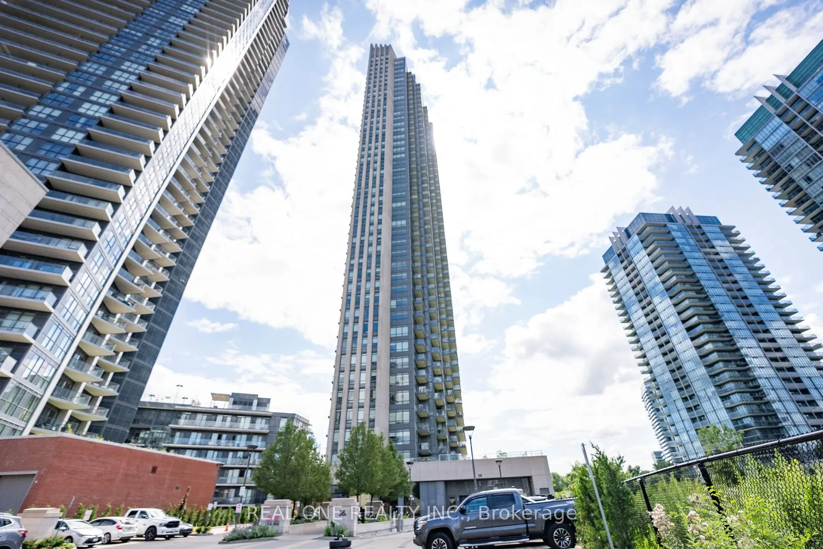 36 Park Lawn Road, #2708