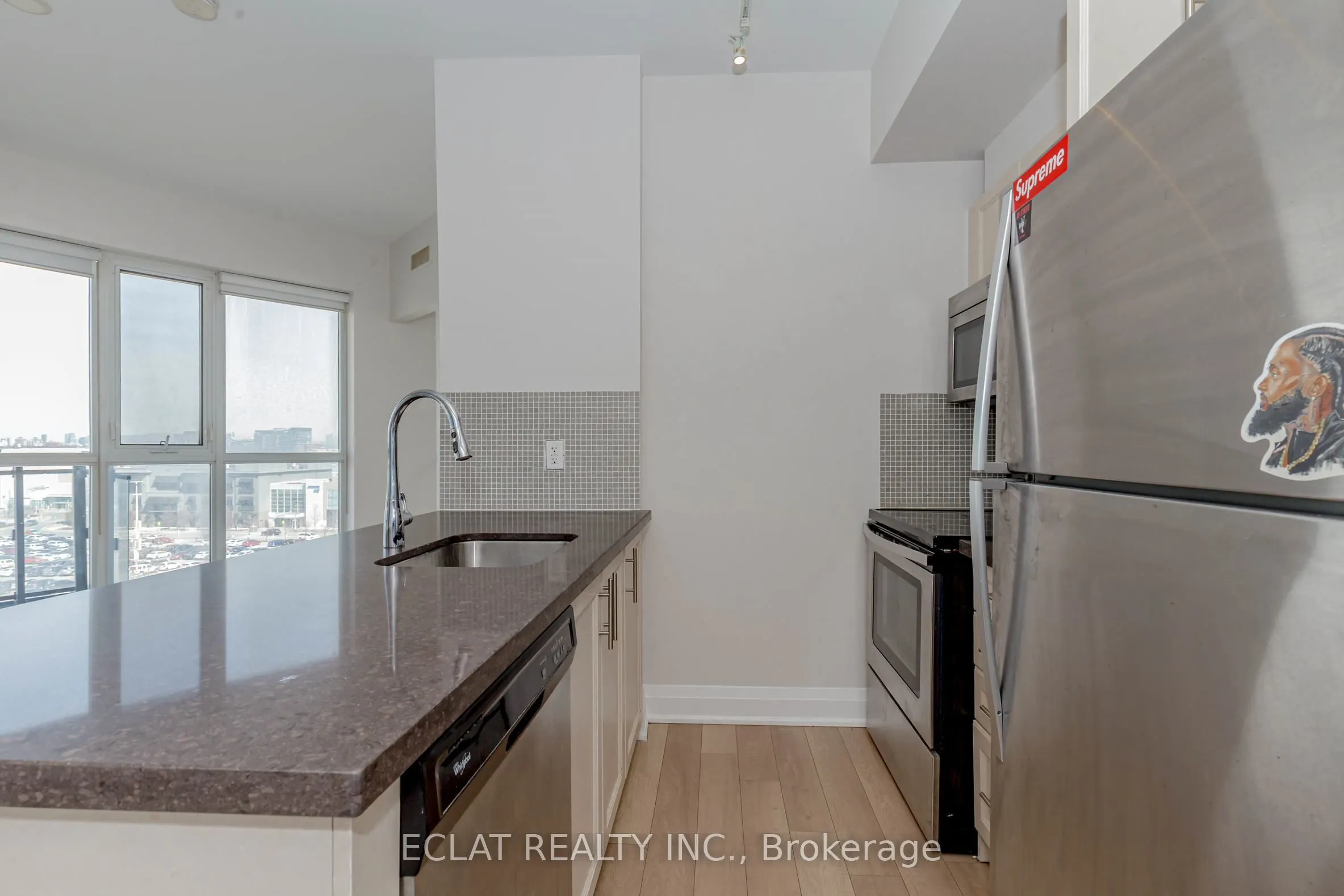 16 McAdam Avenue, #803