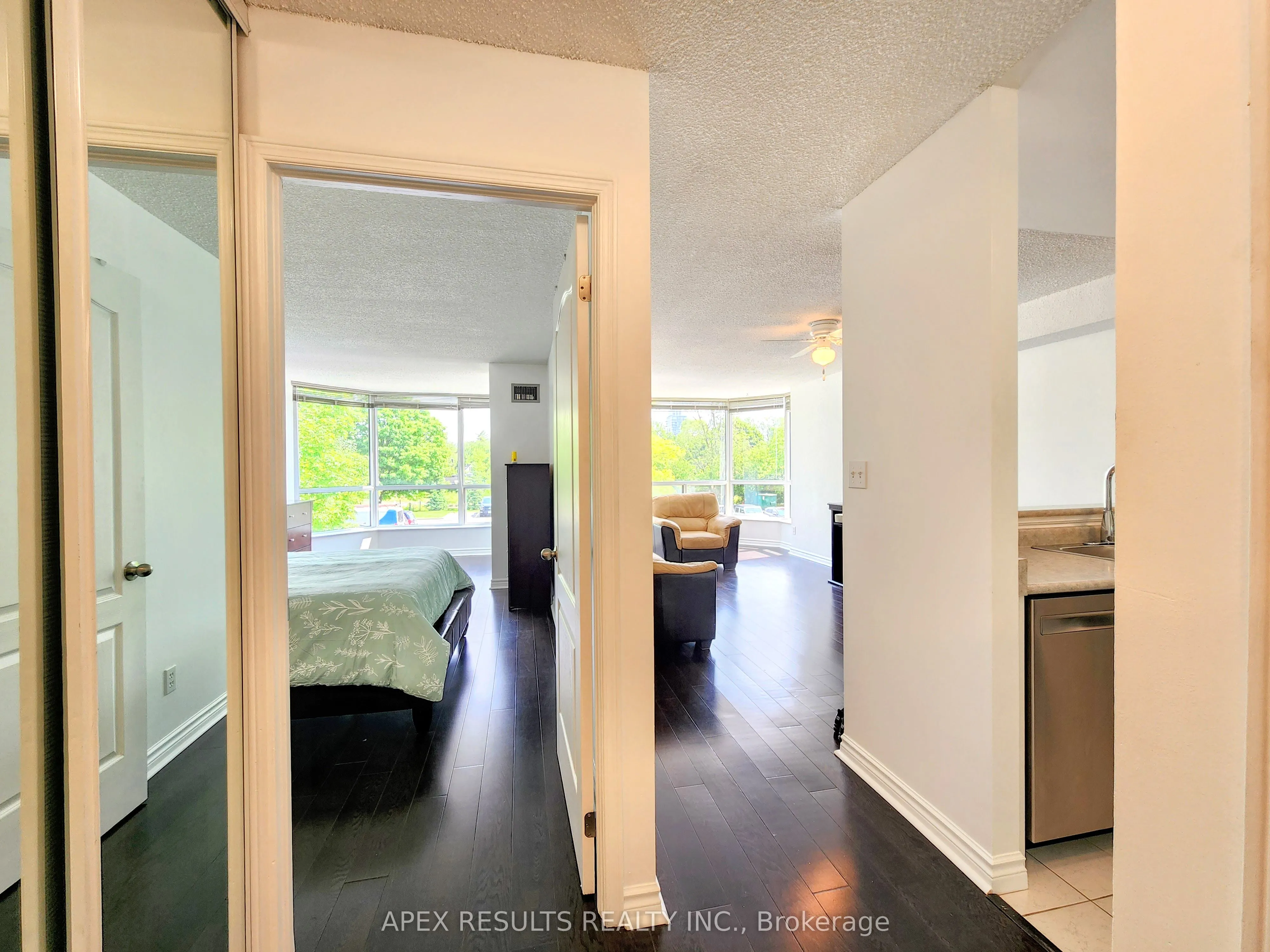 1276 Maple Crossing Boulevard, #208