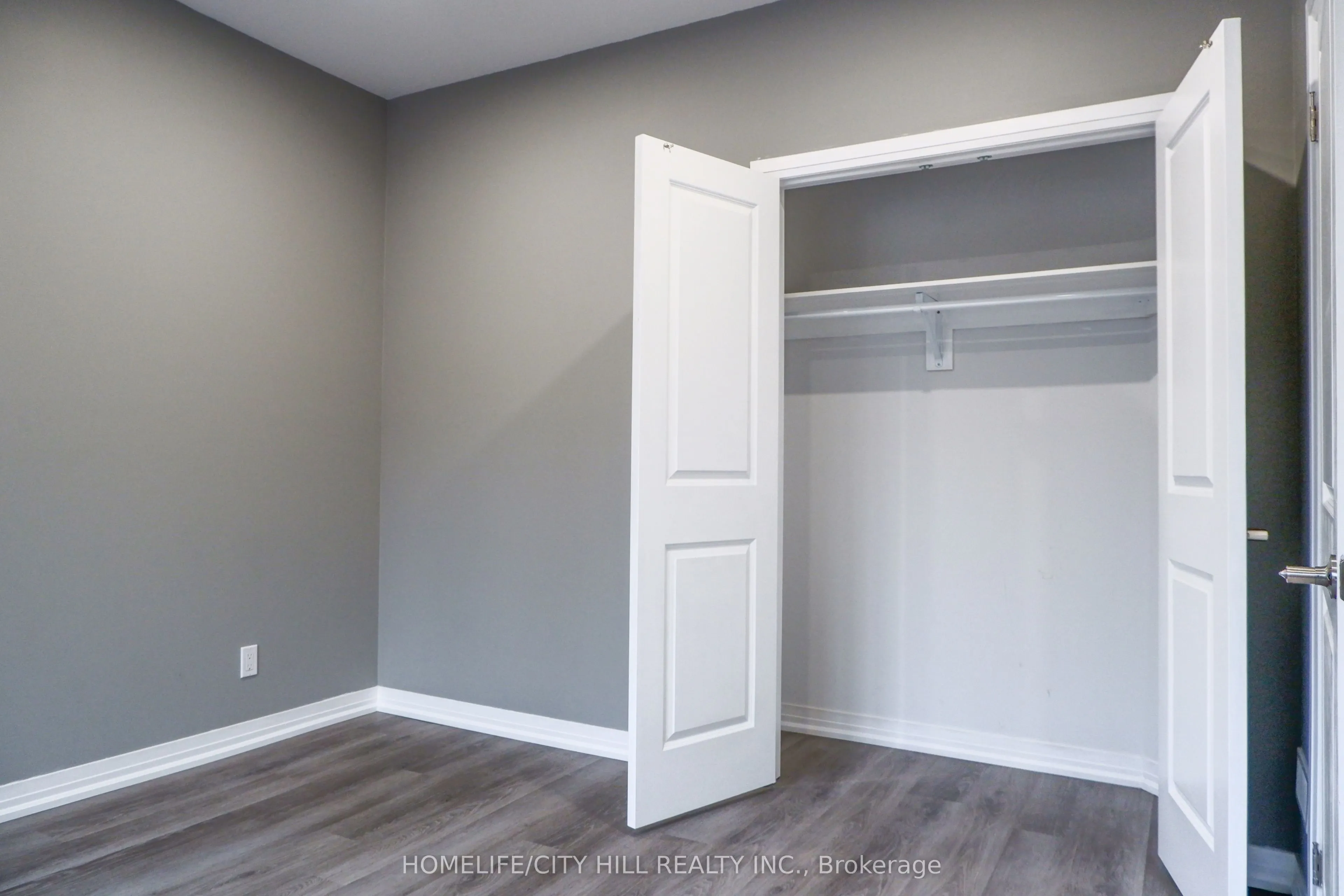 152 Sellers Avenue, #Main Flr