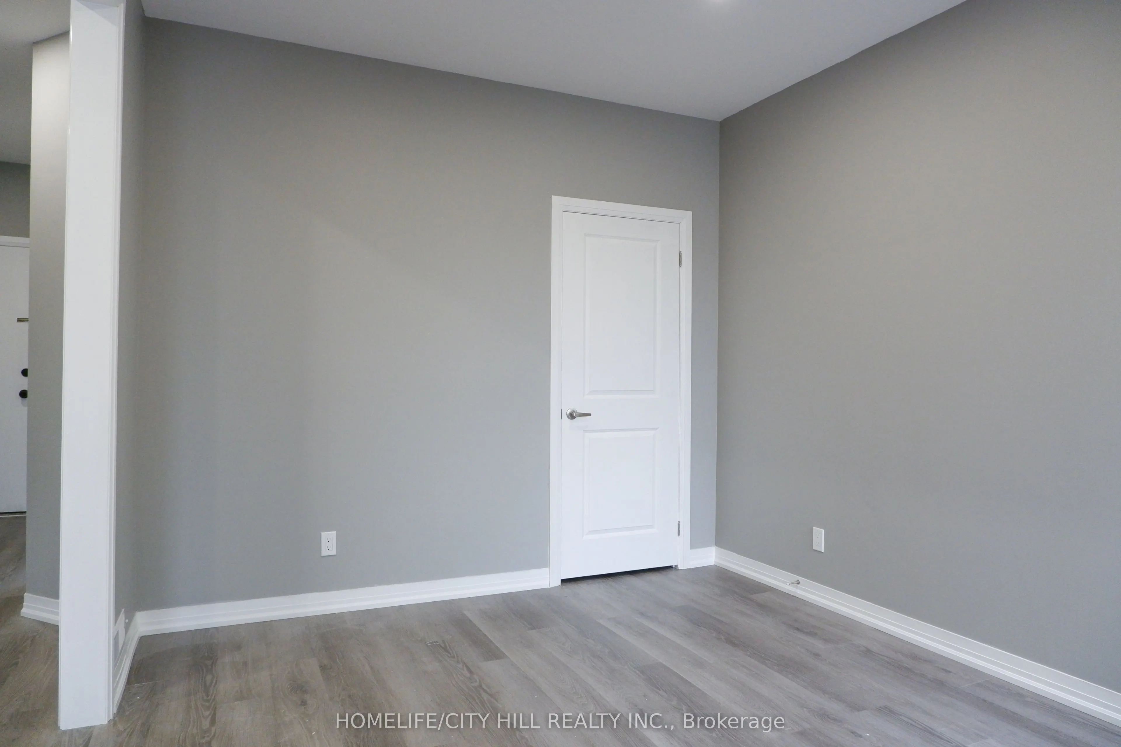 152 Sellers Avenue, #Main Flr