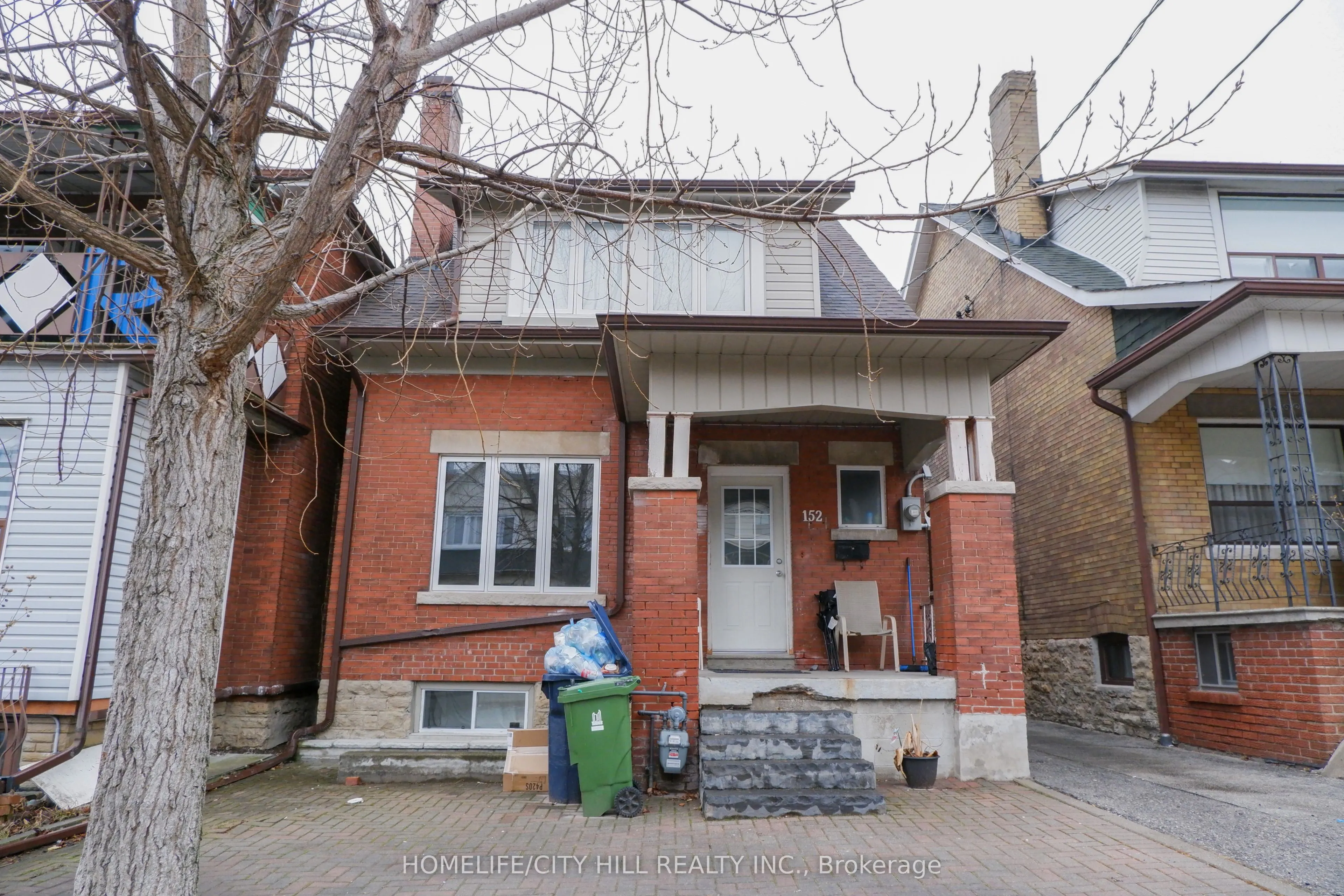 152 Sellers Avenue, #Main Flr