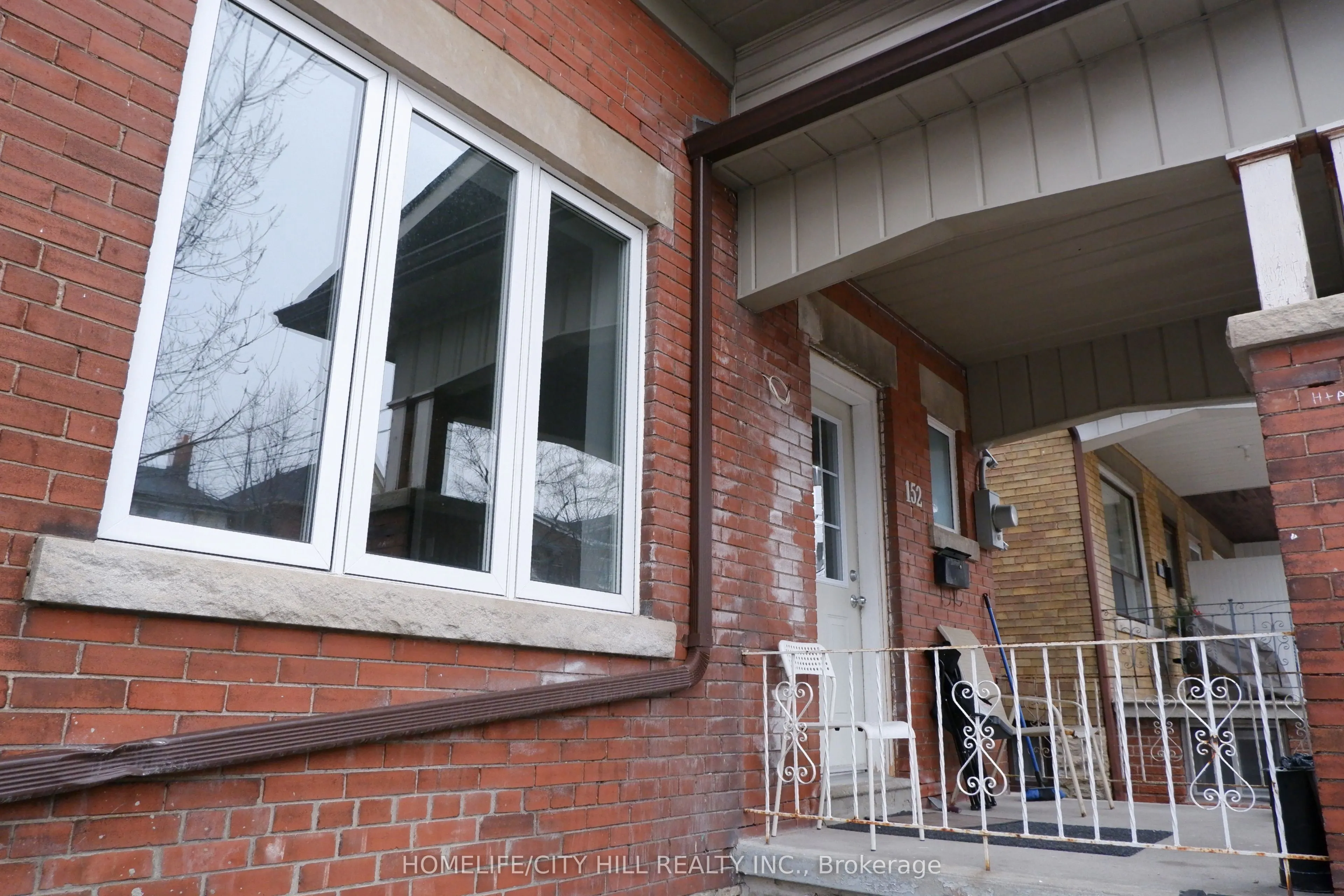 152 Sellers Avenue, #Main Flr