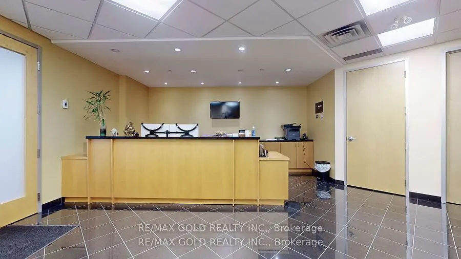 2560 Matheson Boulevard E, #323-324