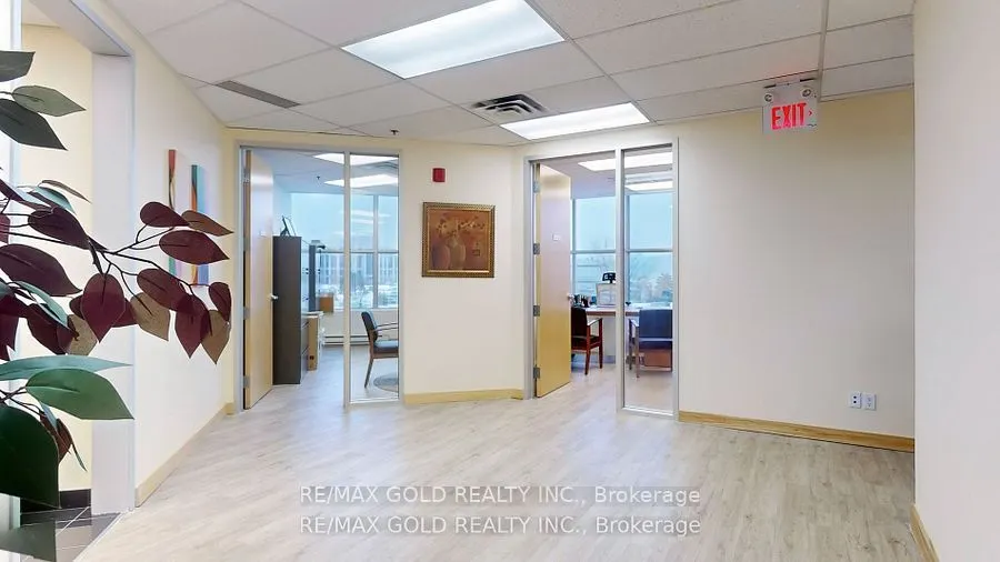 2560 Matheson Boulevard E, #323-324