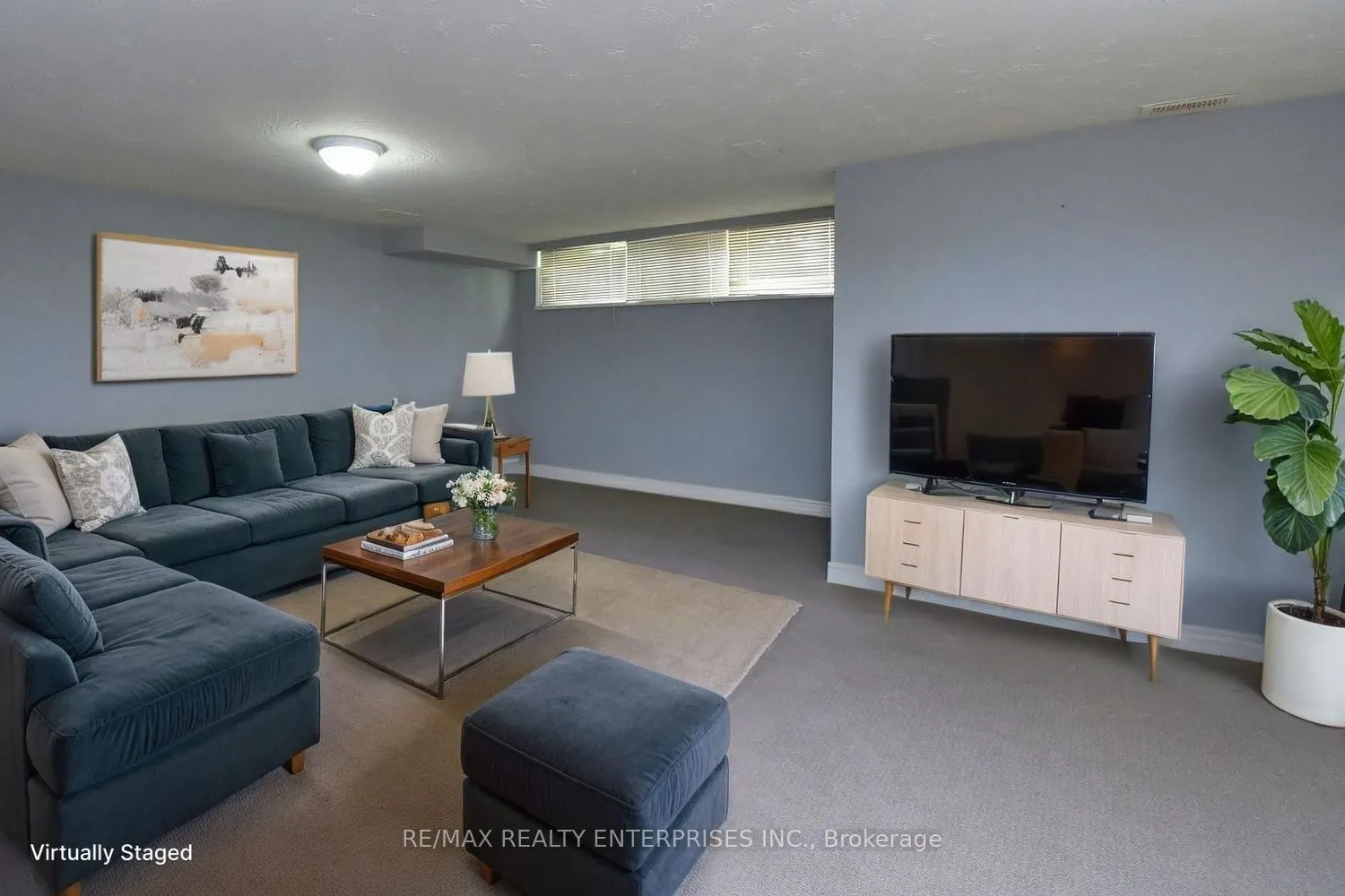 3659 Holden Crescent
