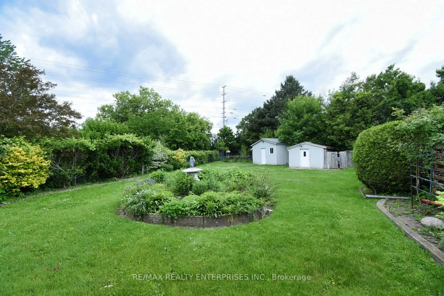 3659 Holden Crescent