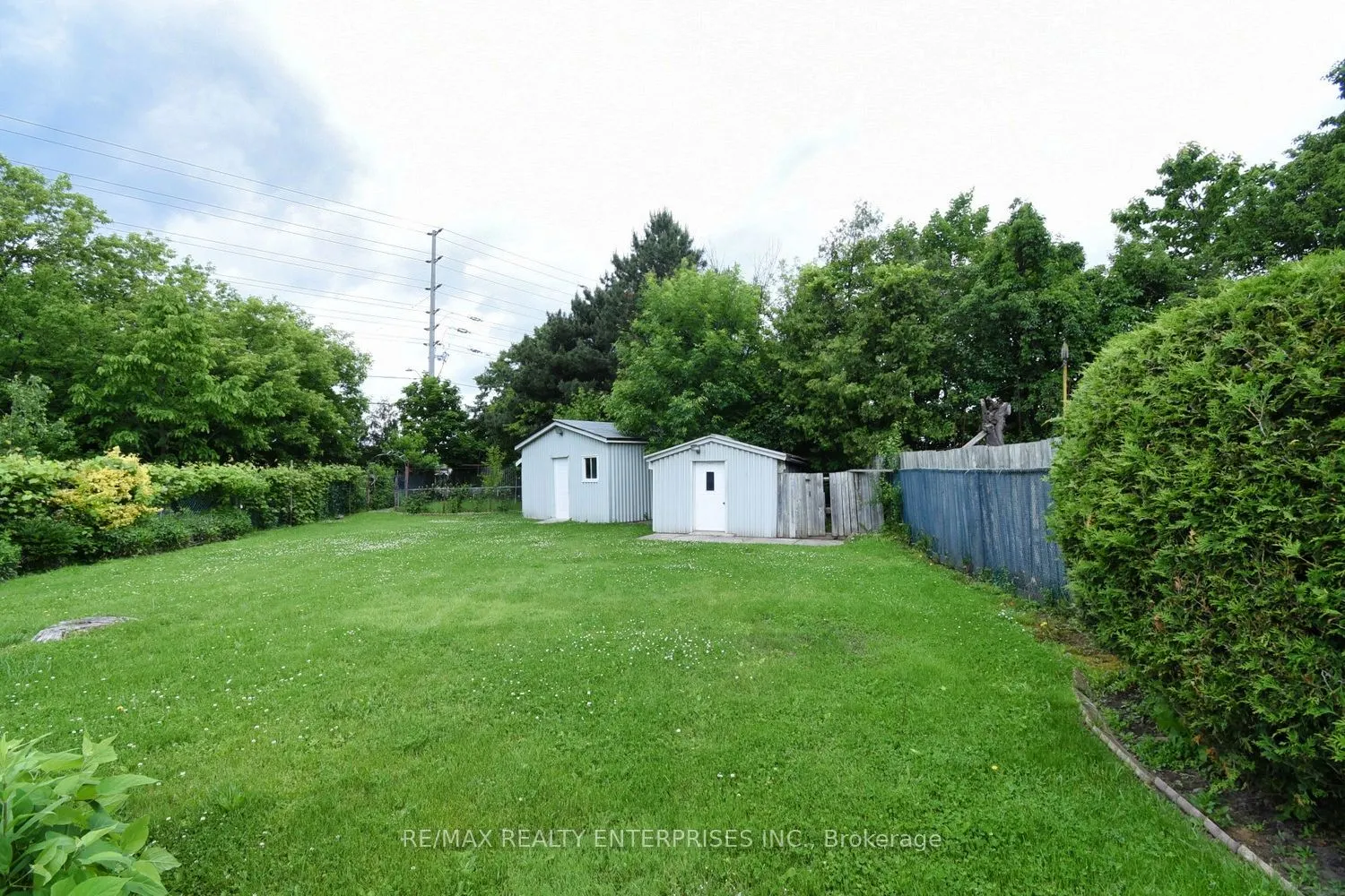 3659 Holden Crescent