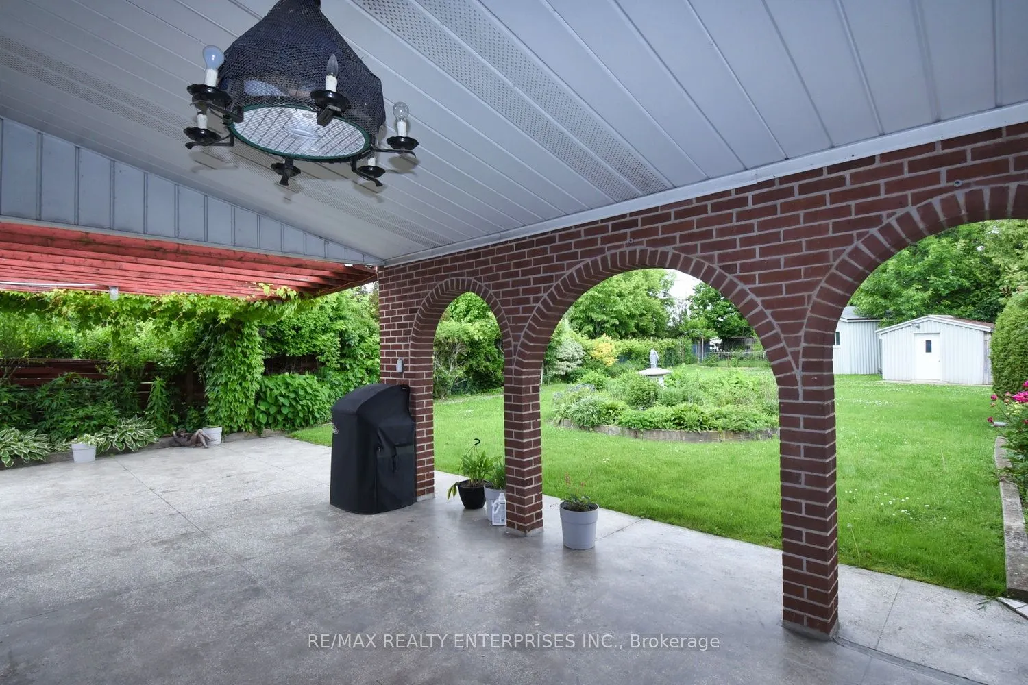 3659 Holden Crescent