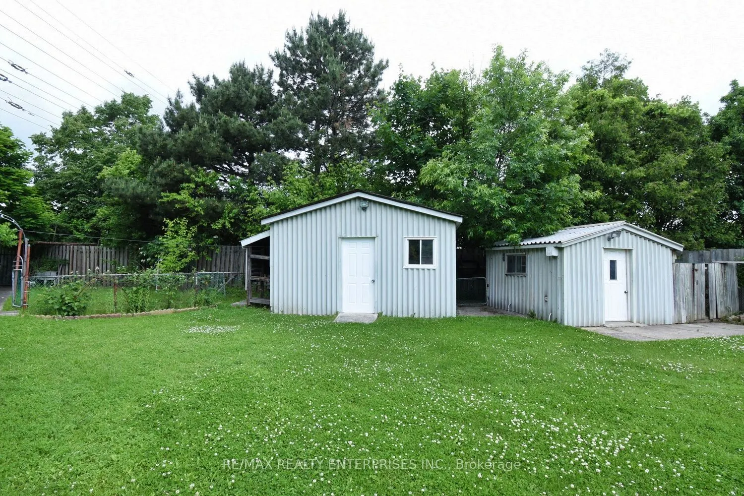 3659 Holden Crescent