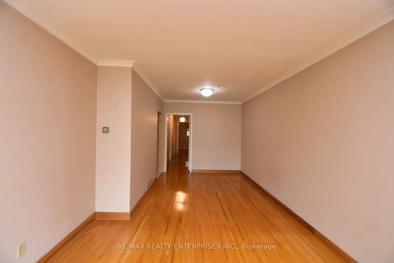 3659 Holden Crescent