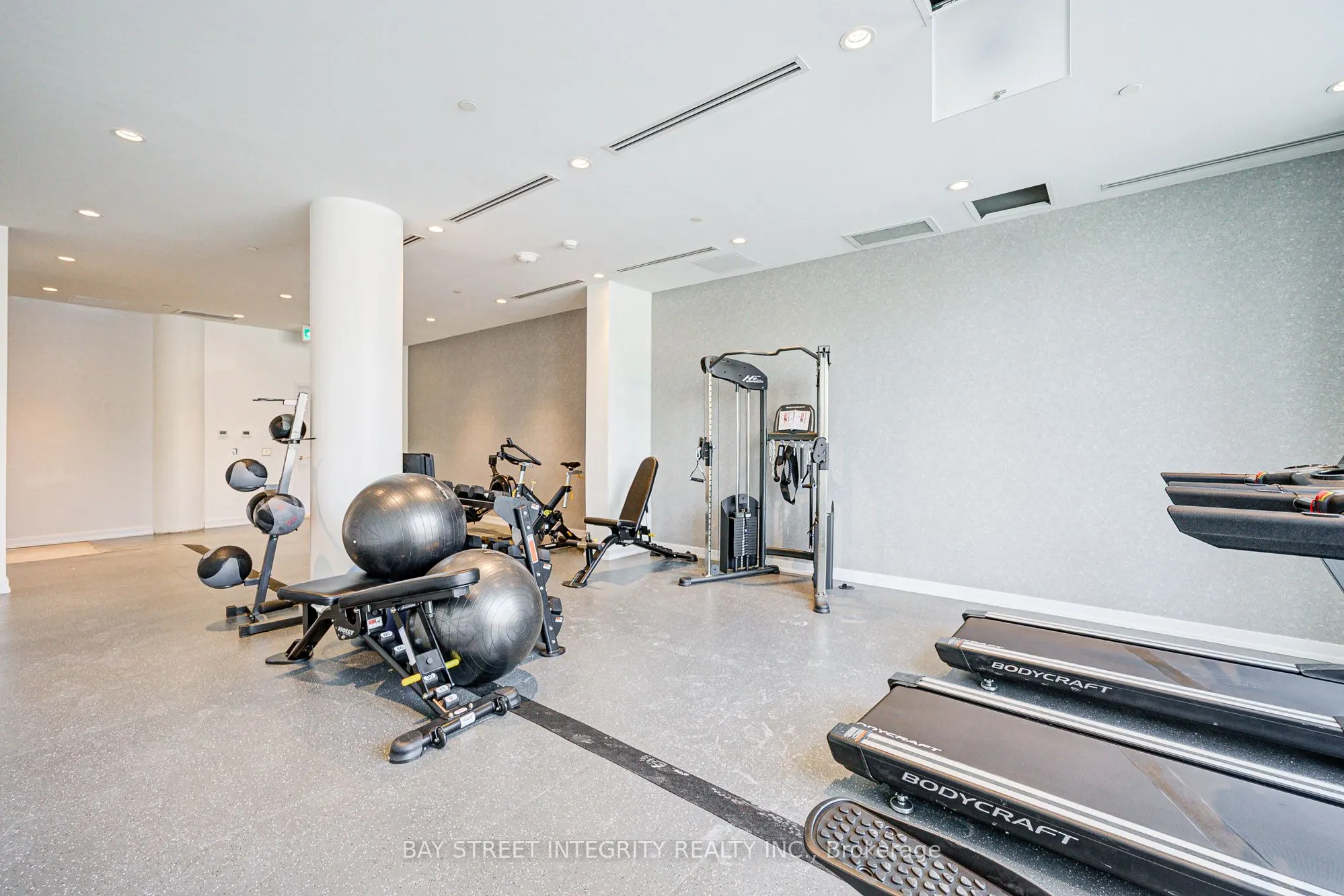 6 Chartwell Road, #505