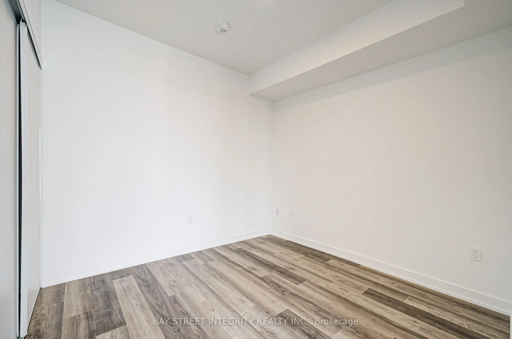 6 Chartwell Road, #505