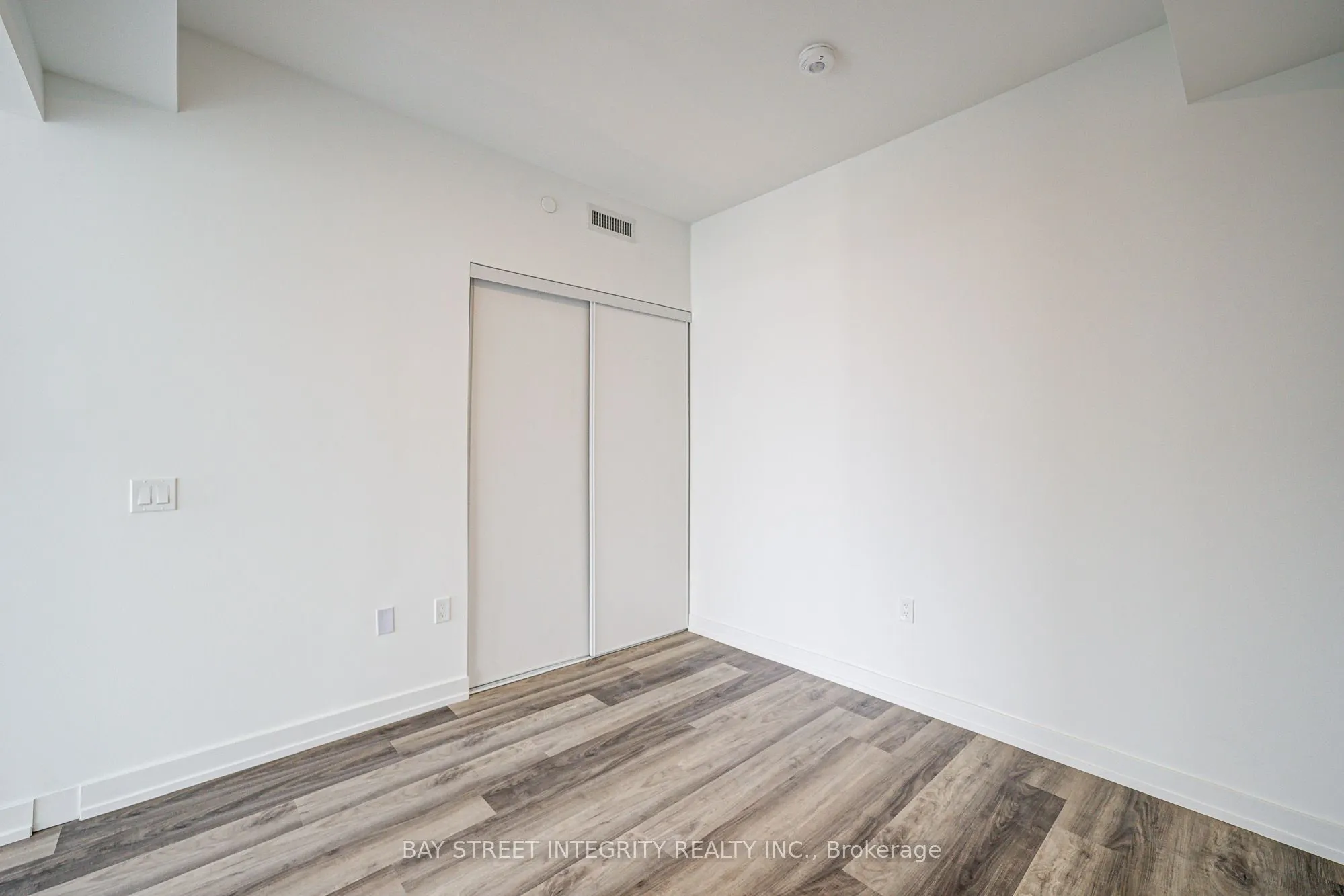 6 Chartwell Road, #505